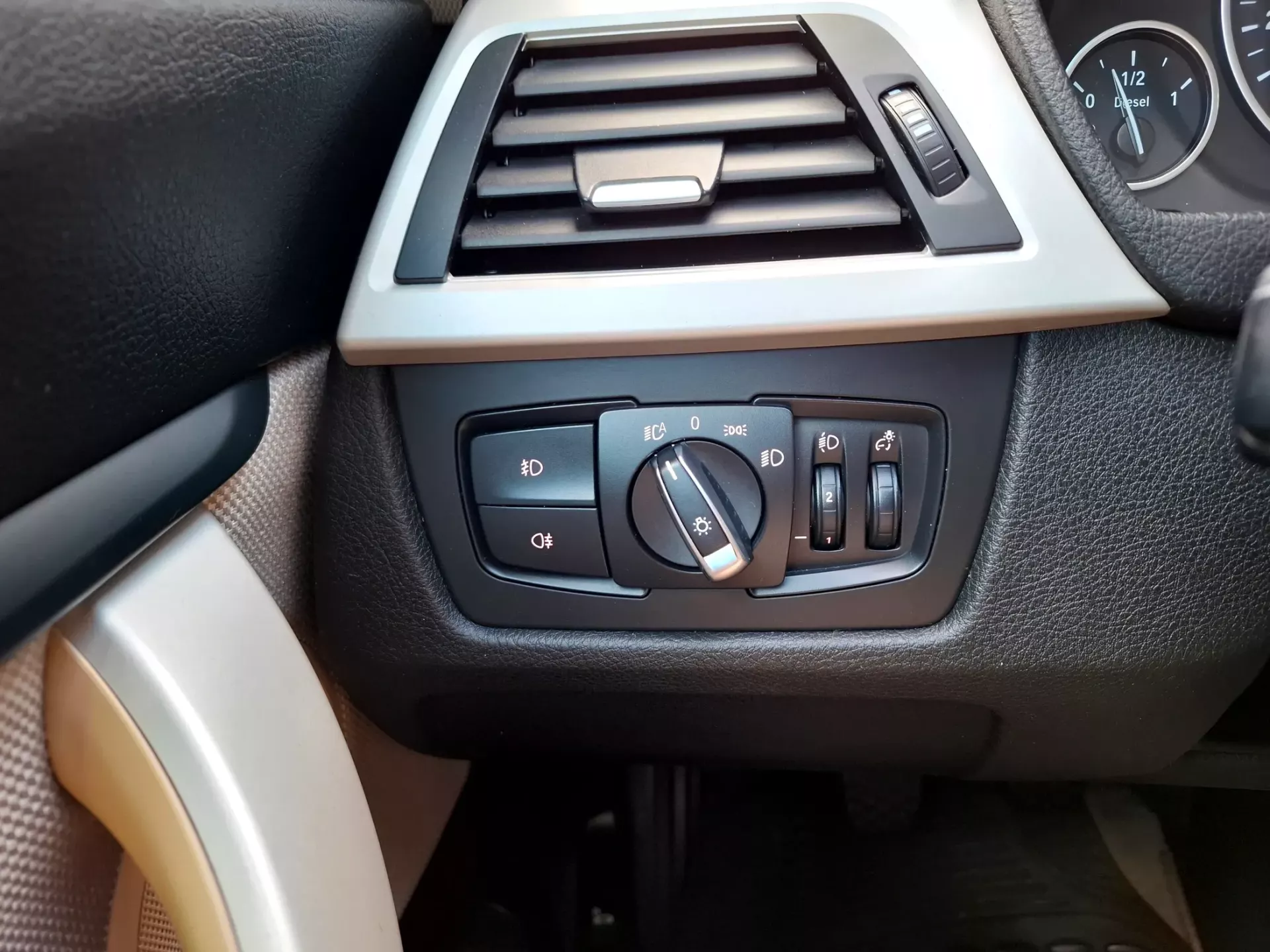 BMW 318 Gran Turismo d 7