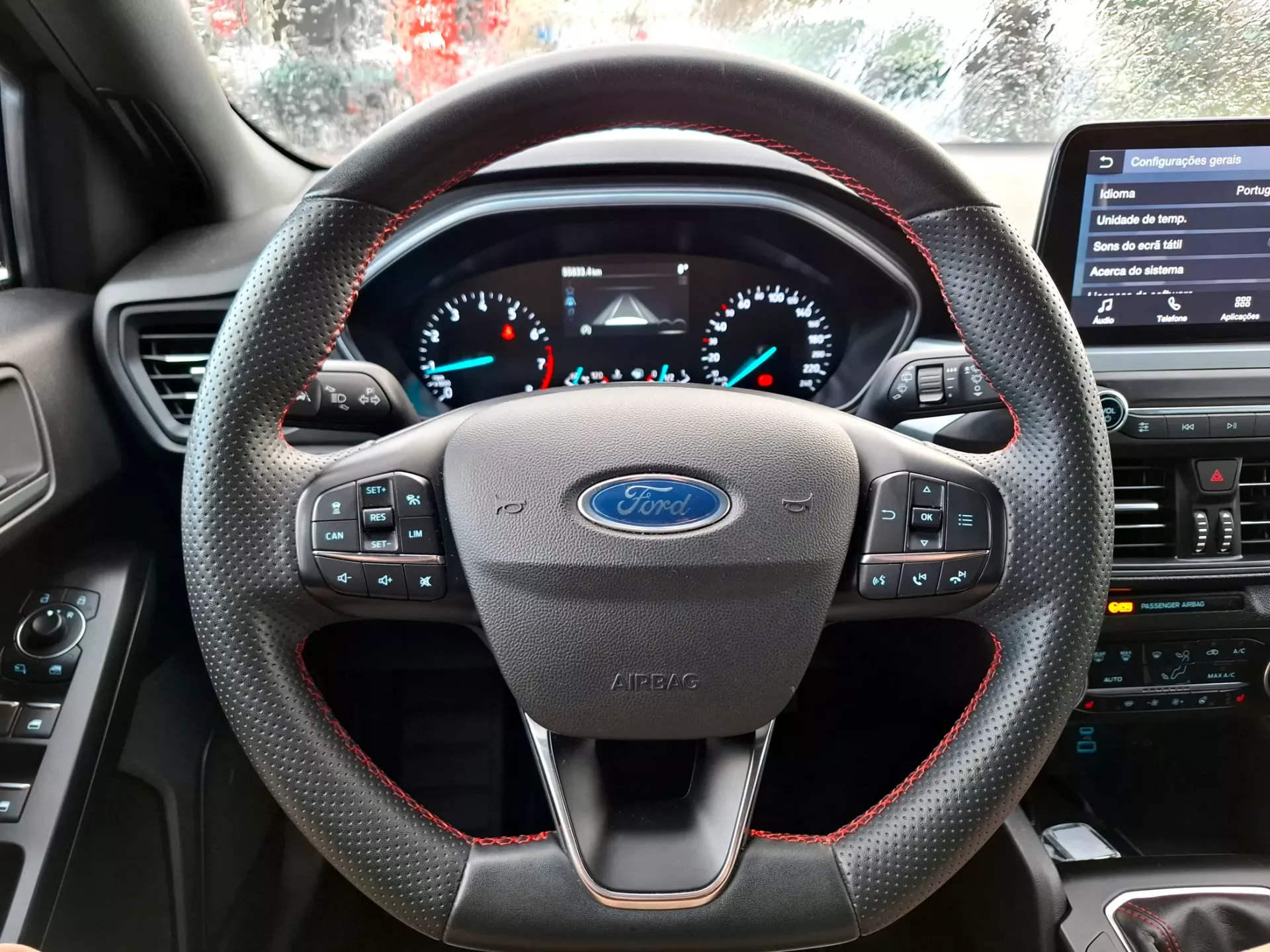 Ford Focus 1.0 EcoBoost MHEV ST-Line 8
