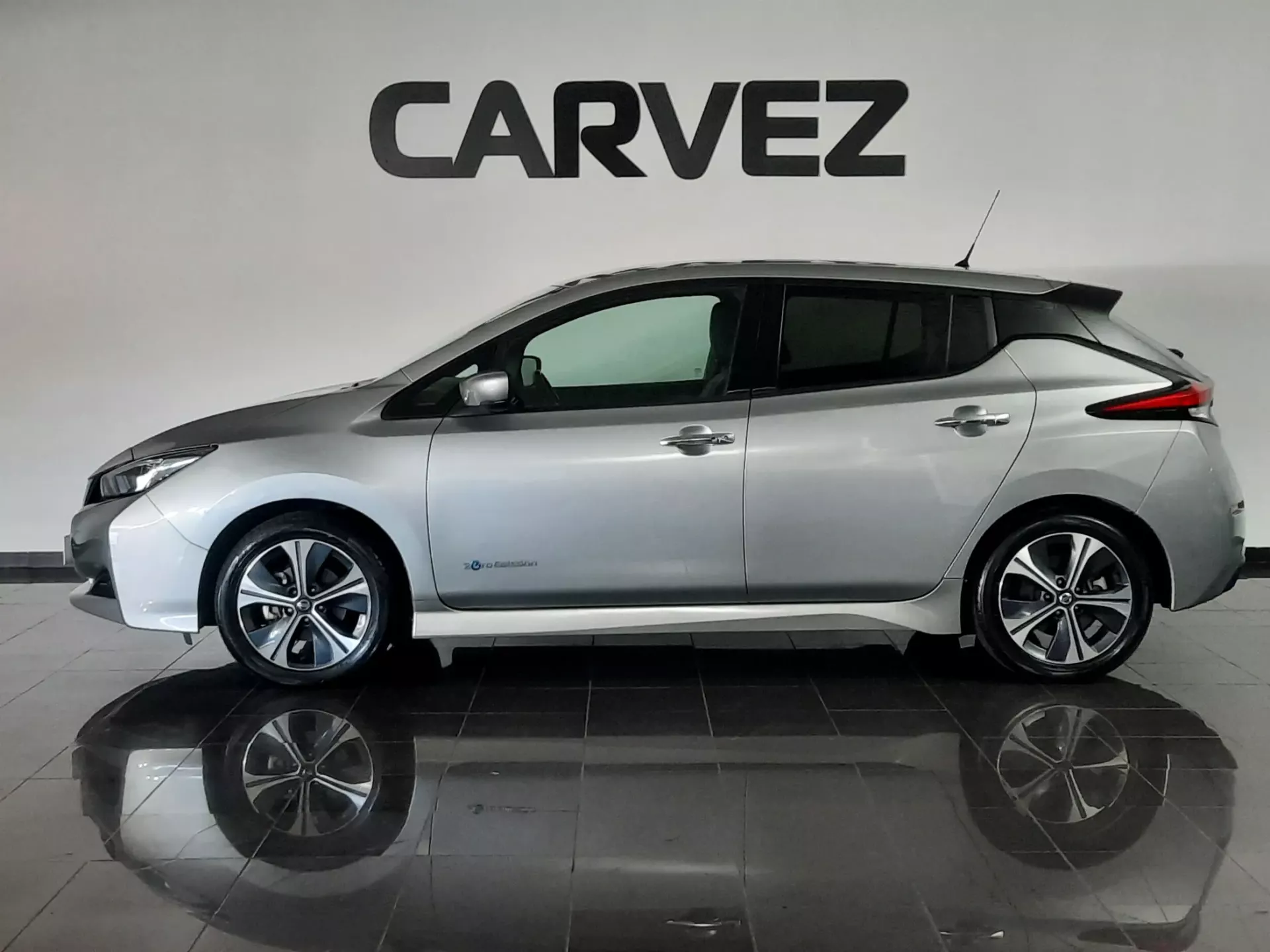 Nissan Leaf Tekna Two Tone+ProPilot Park 3