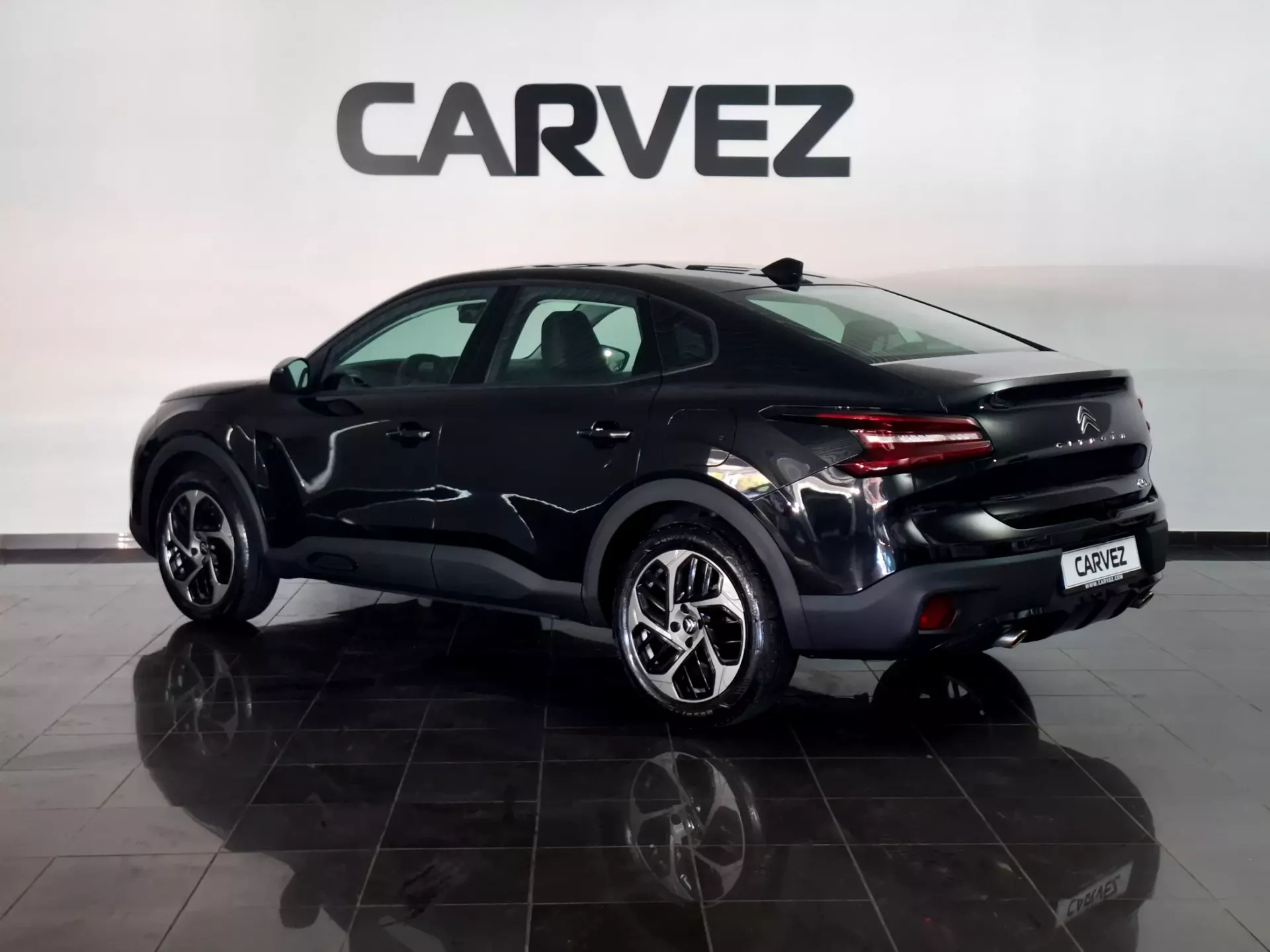 Citroën C4 X 1.2 PureTech Plus EAT8 4