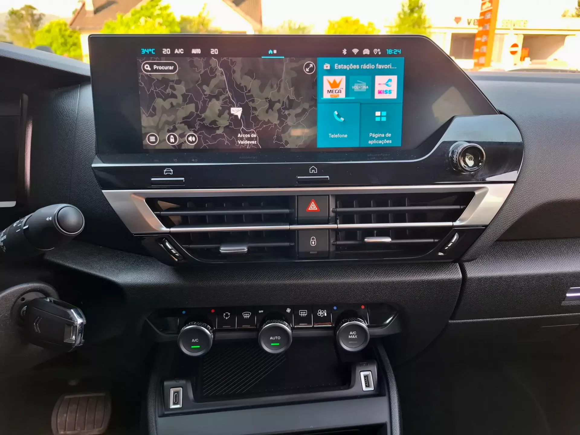 Citroën C4 X 1.2 PureTech Plus EAT8 10