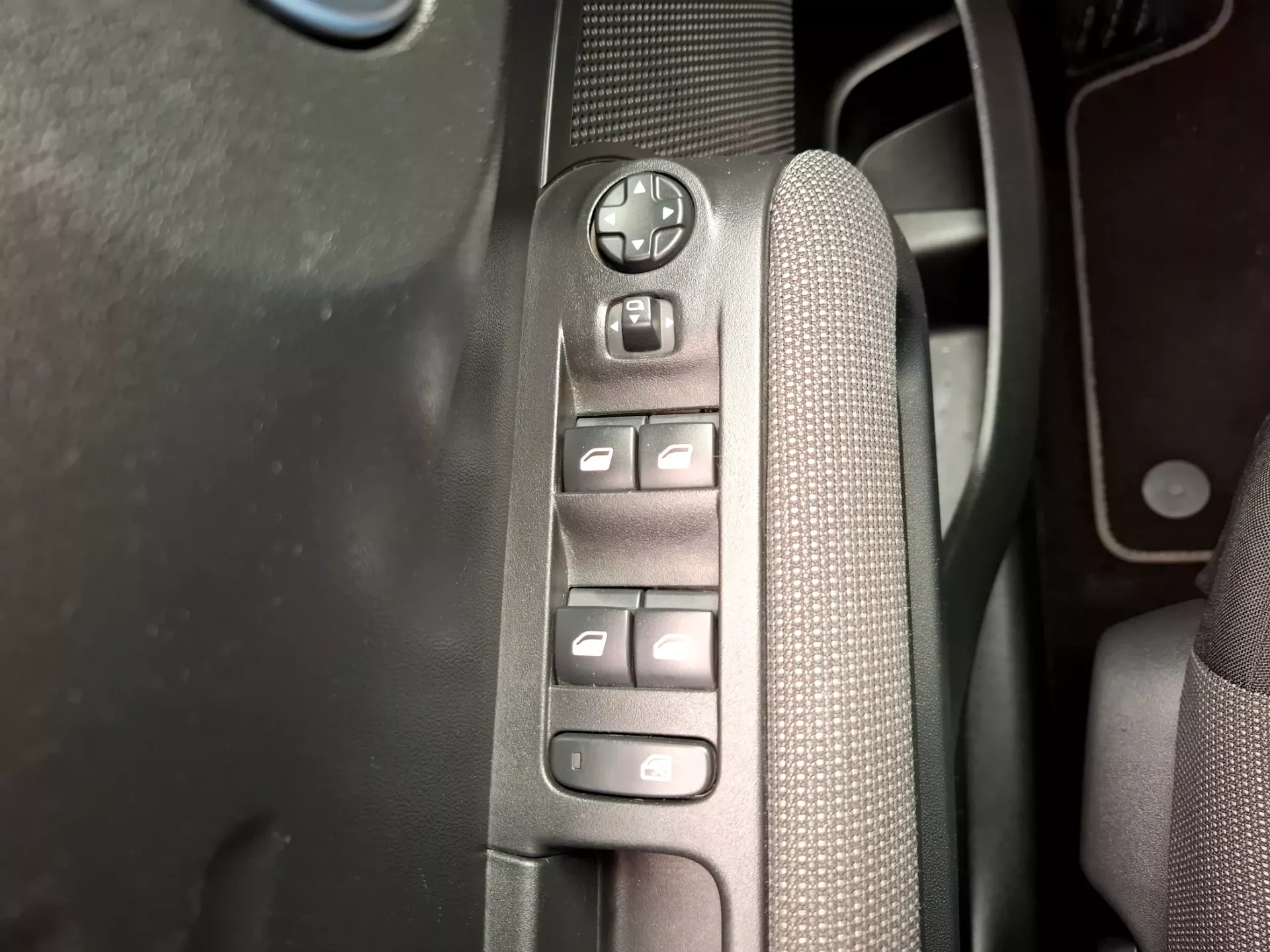 Citroën C3 Aircross 1.2 PureTech C-Series 6