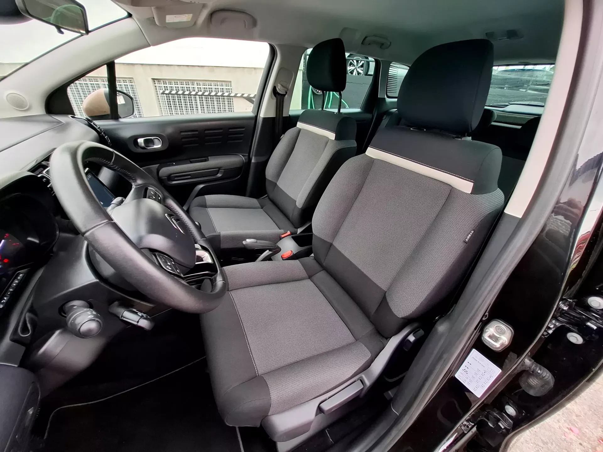 Citroën C3 Aircross 1.2 PureTech C-Series 13