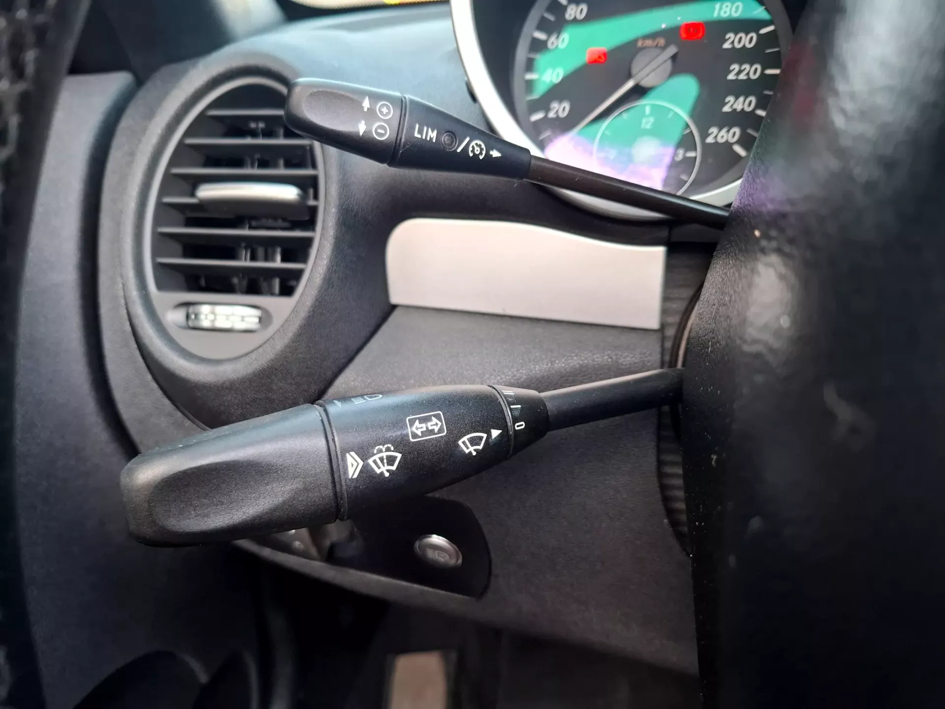 Mercedes-Benz SLK 200 K 7
