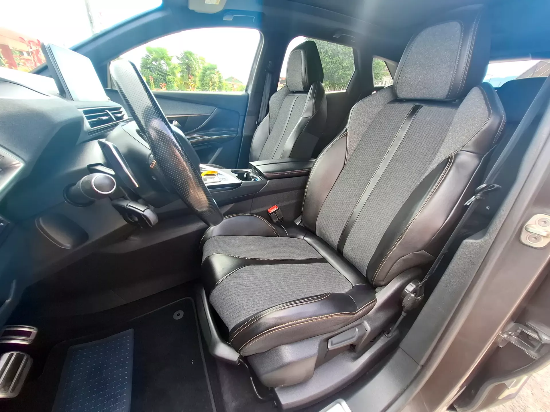 Peugeot 3008 1.5 BlueHDi GT Line EAT8 12