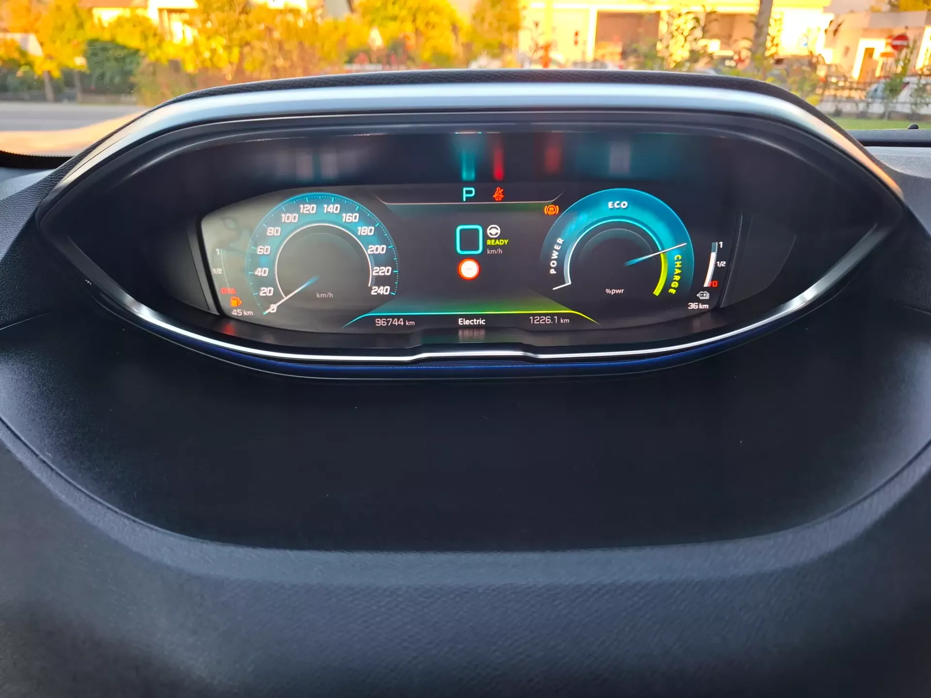 Peugeot 3008 1.6 Plug-in Hybrid GT e-DCS7 8
