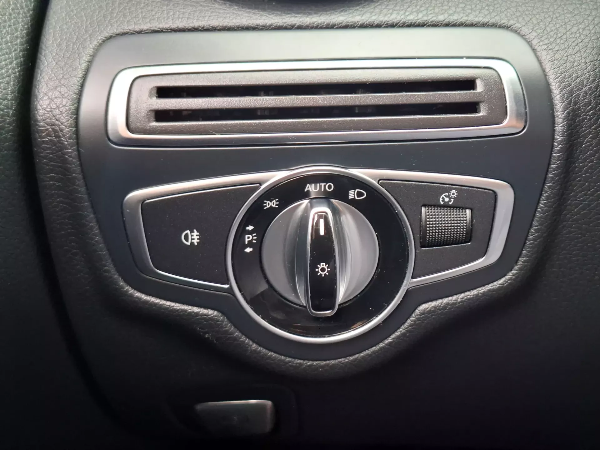 Mercedes-Benz C 220 d Avantgarde Aut. 7