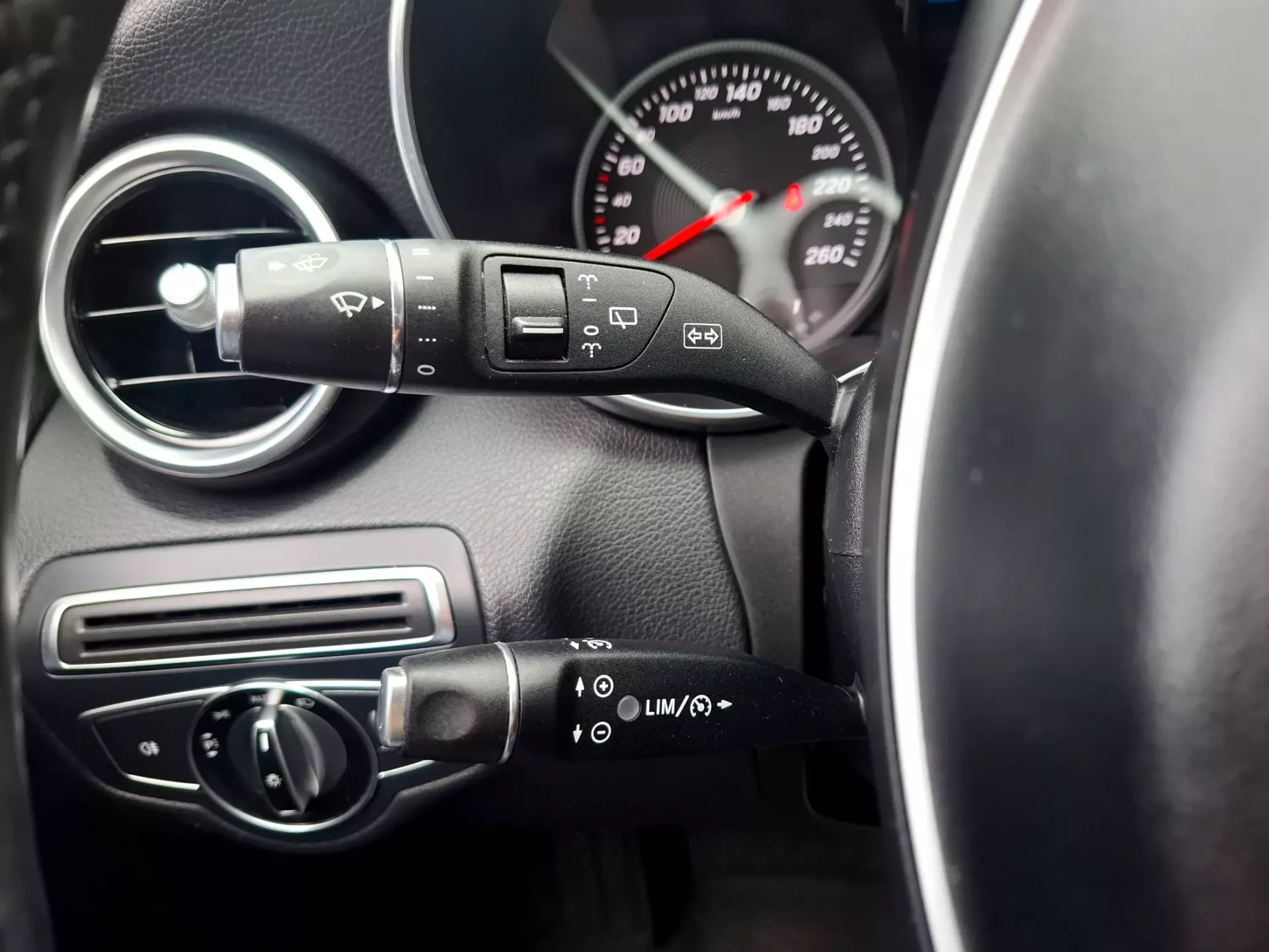 Mercedes-Benz C 220 d Avantgarde Aut. 8