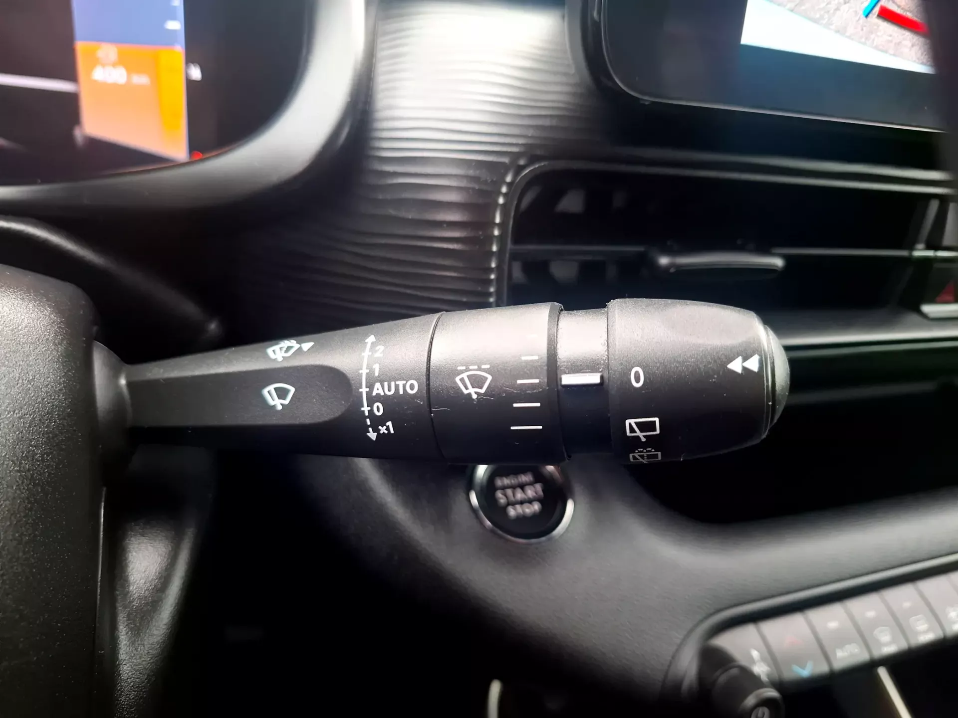 Jeep Avenger 1.2 GSE T3 Altitude 8