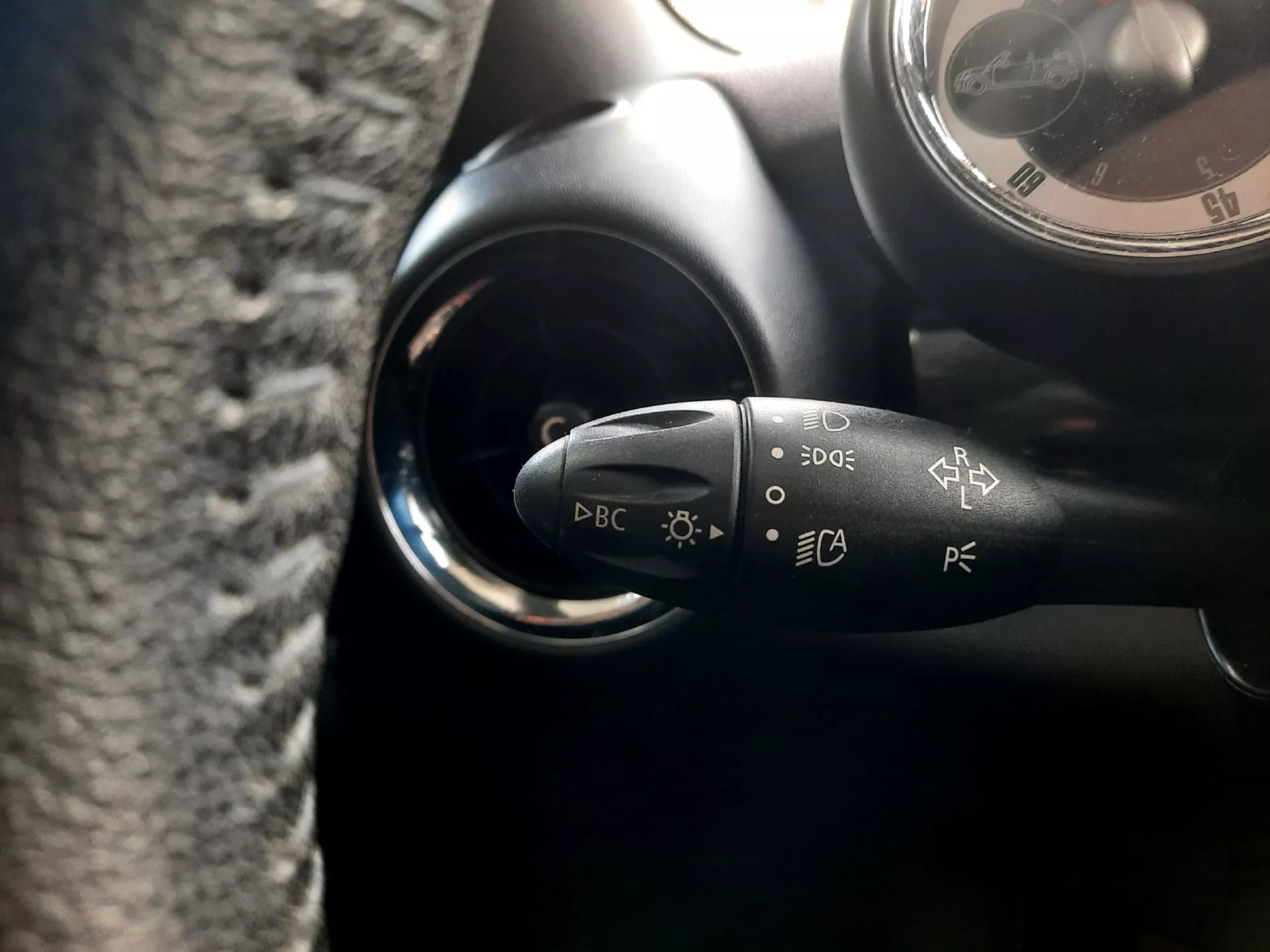 MINI 3 Portas Cooper D 11