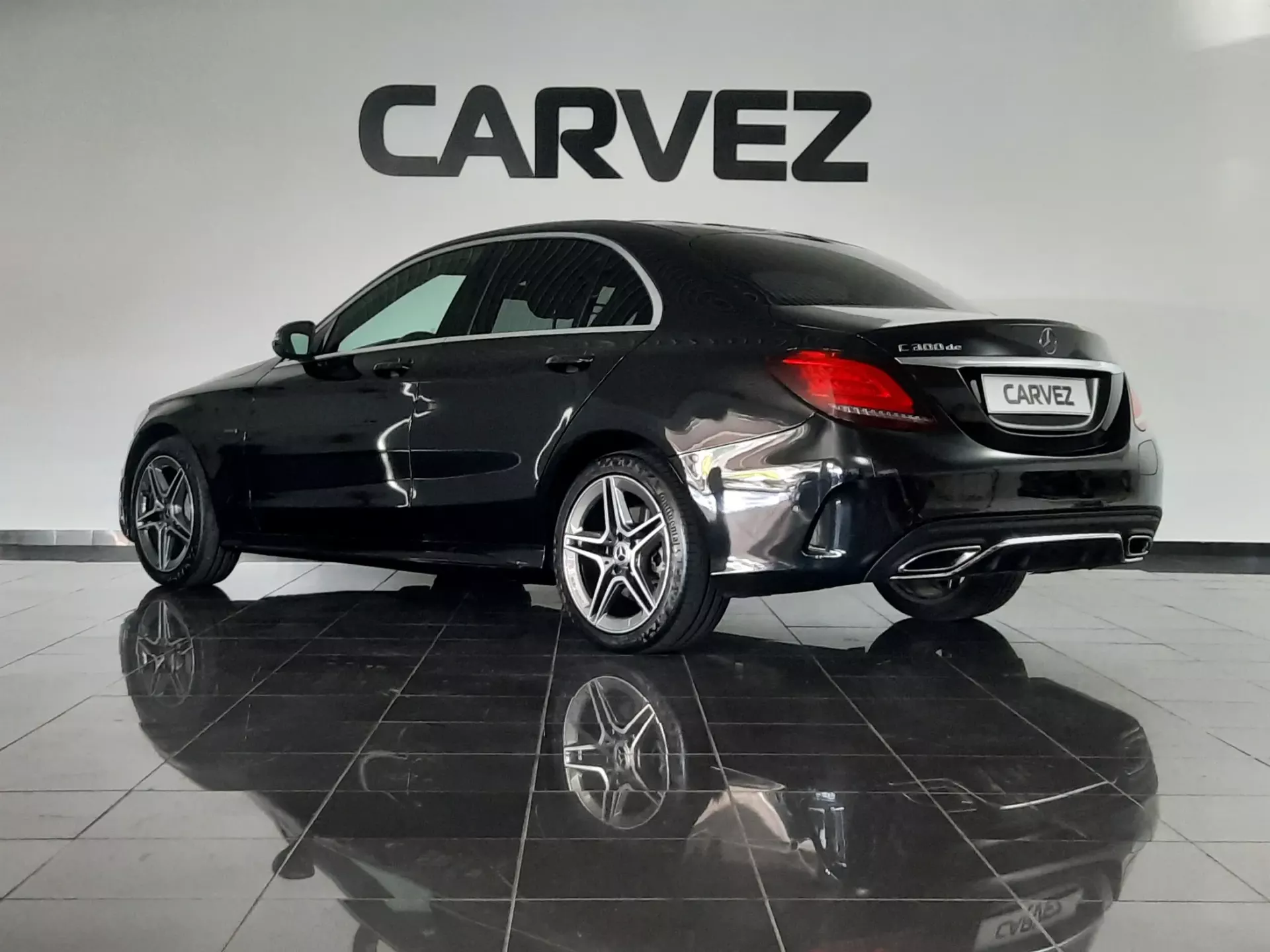 Mercedes-Benz C 300 de AMG Line 4