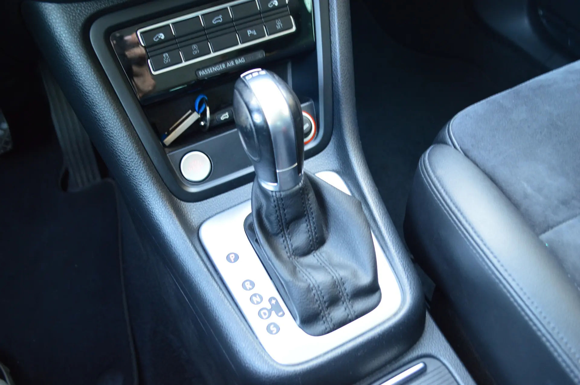 Volkswagen Sharan 2.0 TDI Highline DSG 16