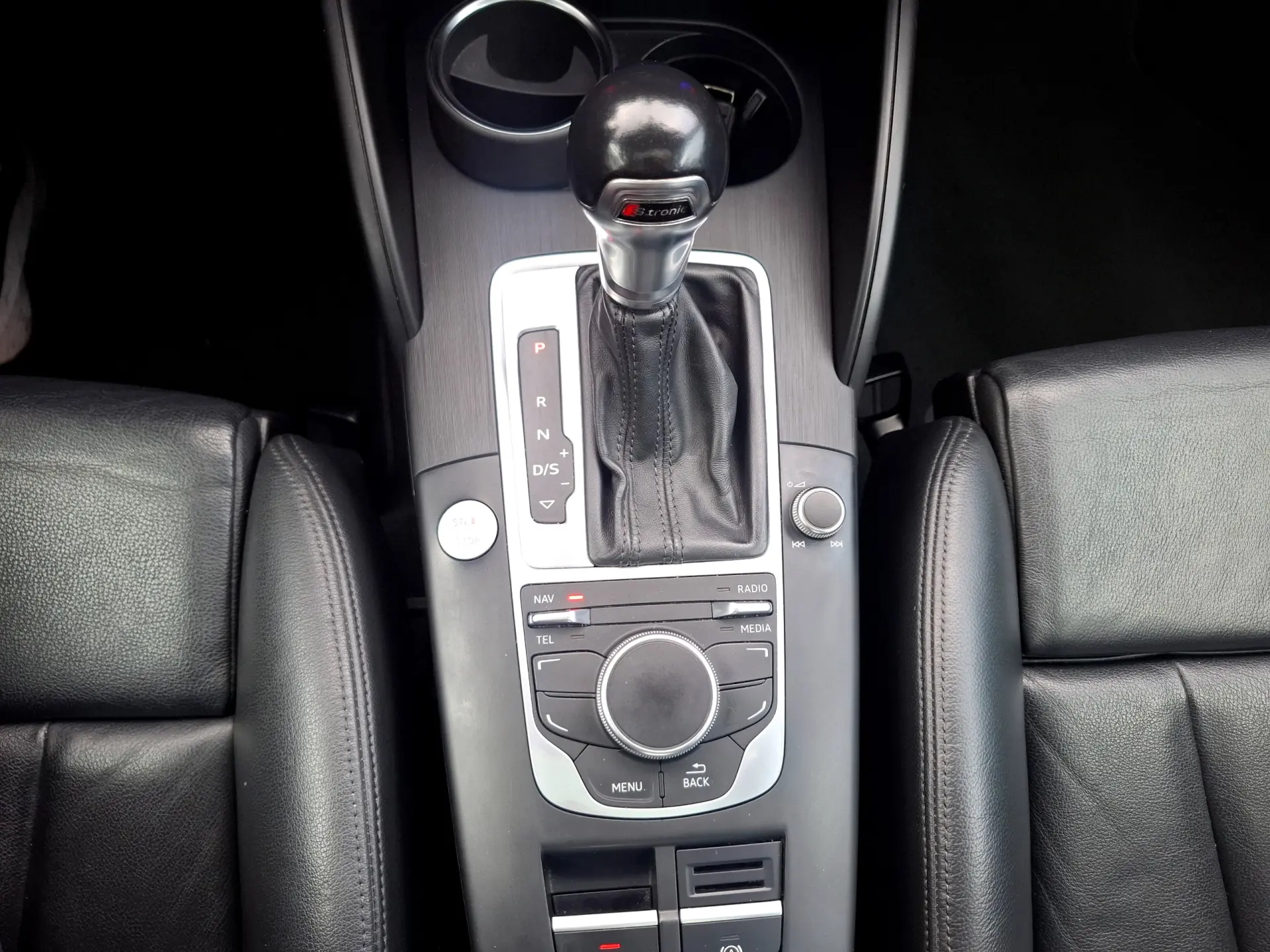 Audi A3 Sportback 1.4 TFSi Sport S tronic 13