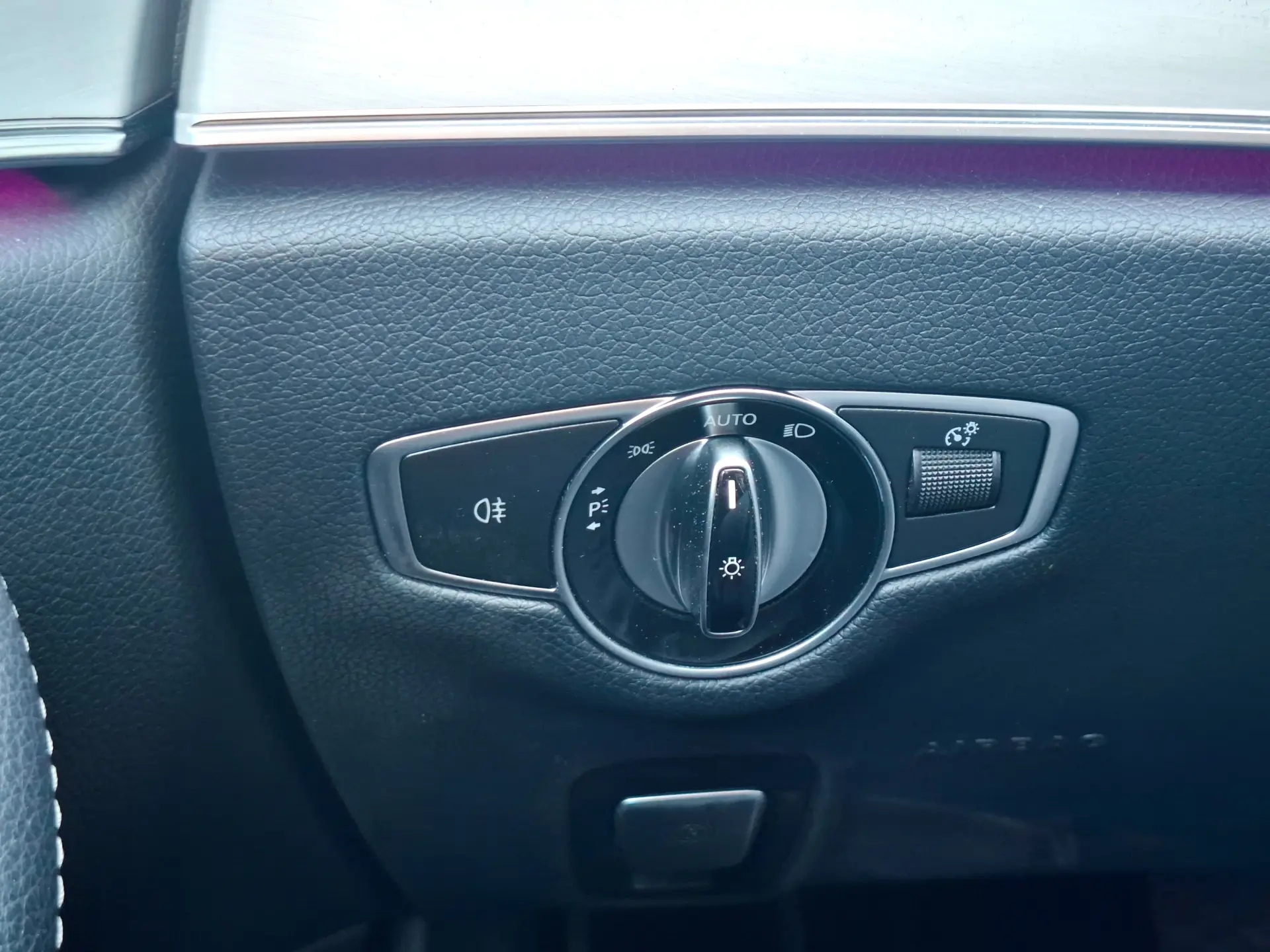 Mercedes-Benz E 300 de Avantgarde 7