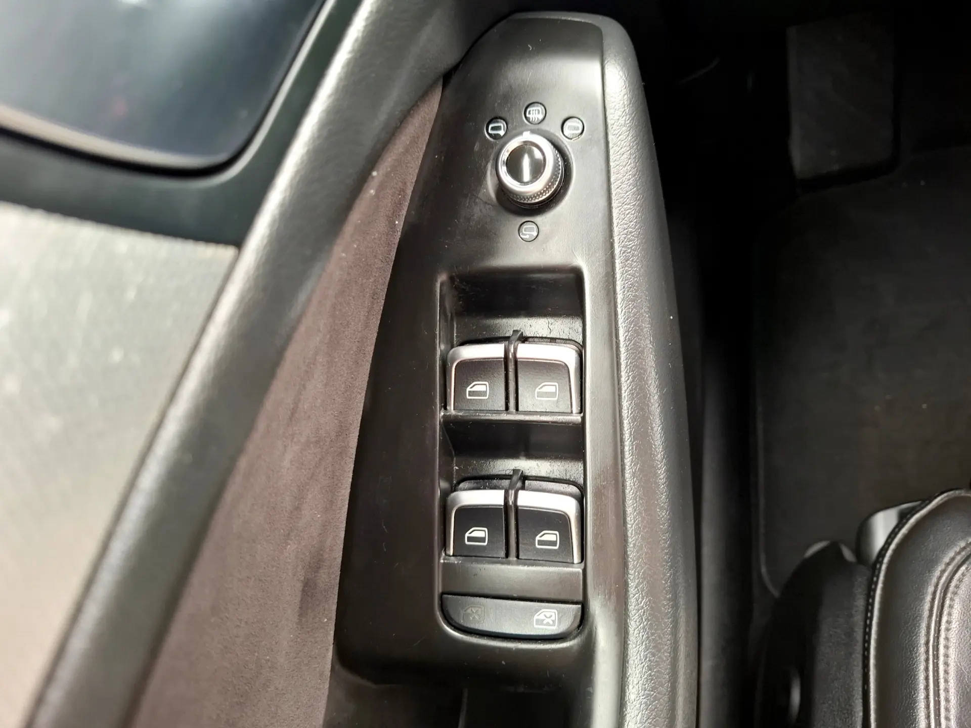 Audi Q5 2.0 TDI quattro Sport S-tronic 6