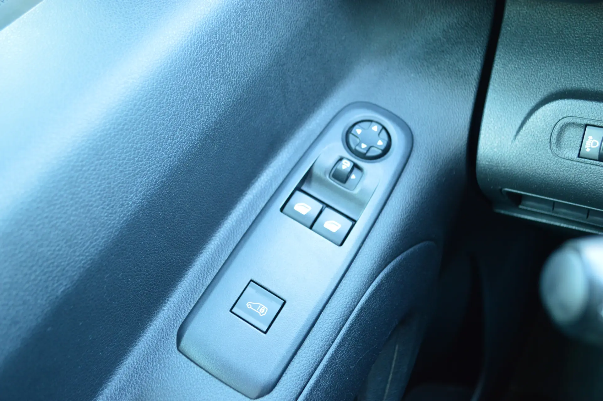 Citroen Berlingo 1.5 BlueHDi M Feel 7