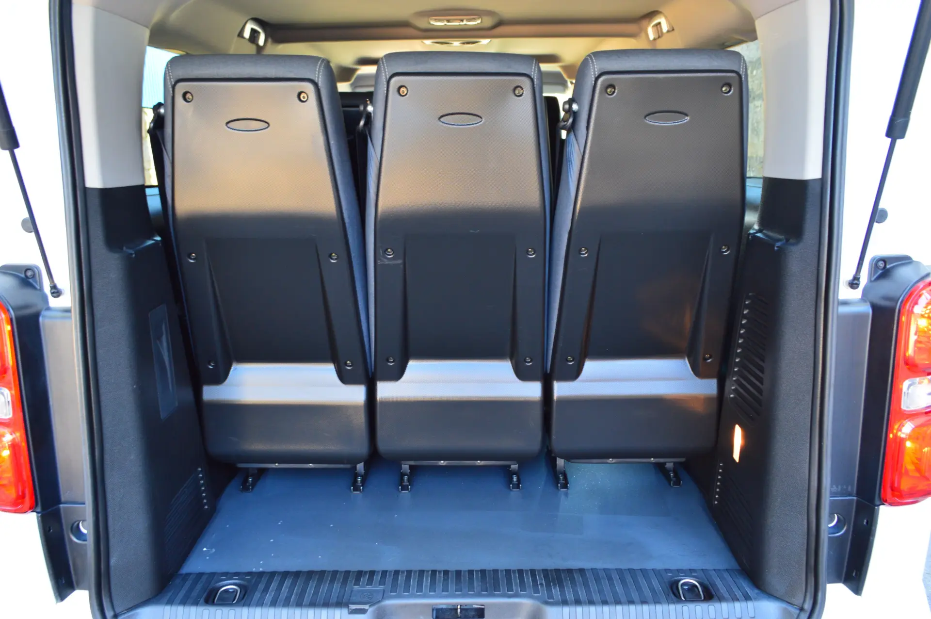 Toyota Proace Verso 1.5 D-4D L2 1.2T Comfort 9L 19