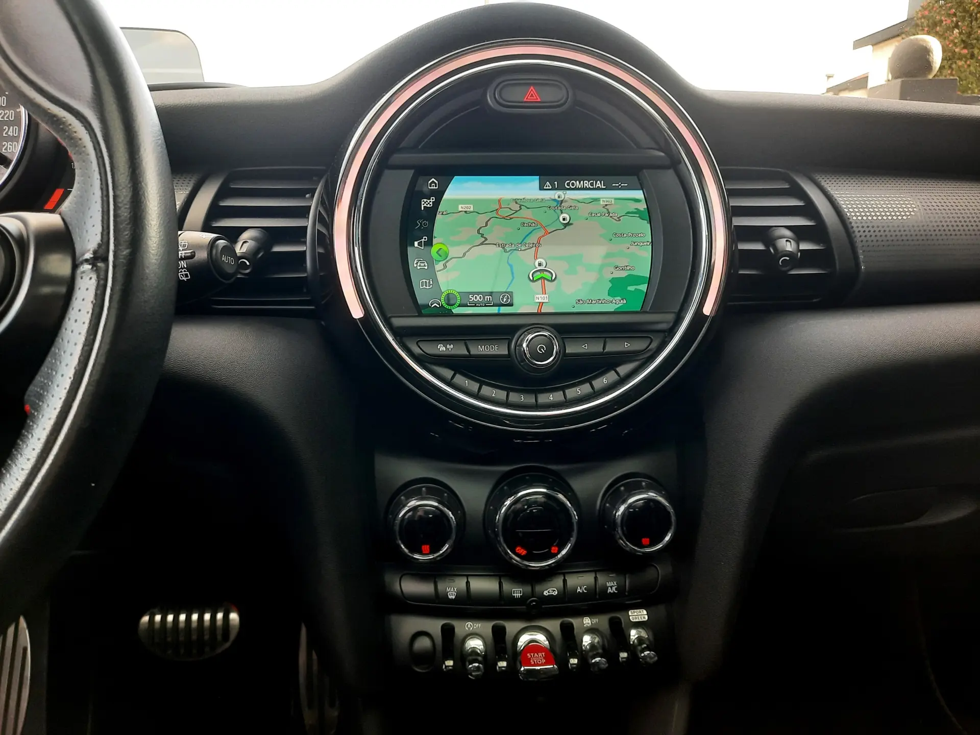 MINI 5 Portas Cooper D Aut. 15