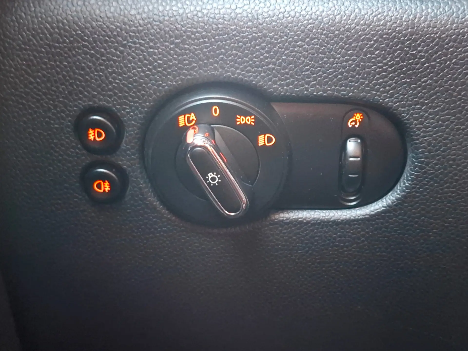 MINI 5 Portas Cooper D 6