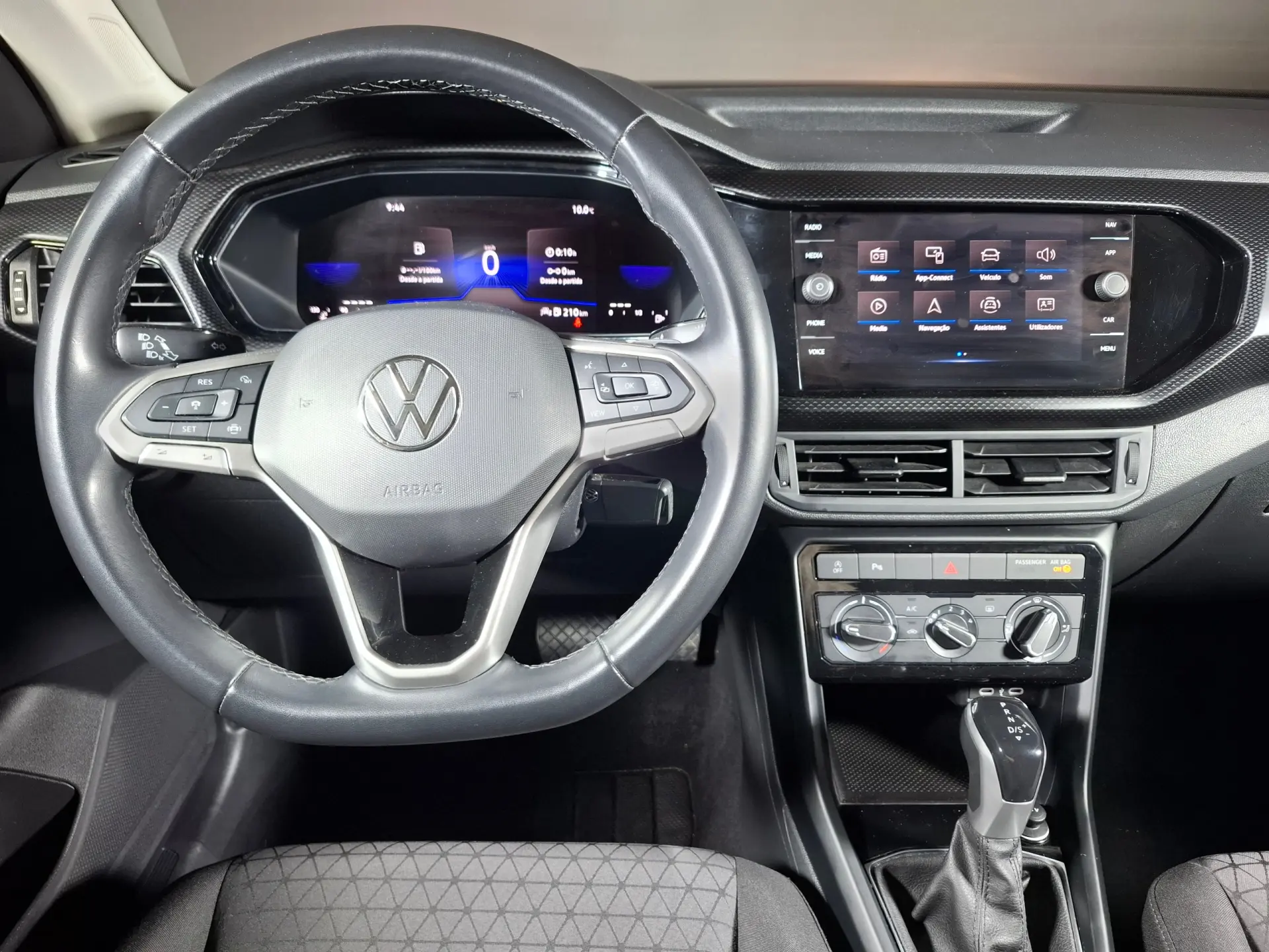 Volkswagen T-Cross 1.0 TSI Life DSG 12