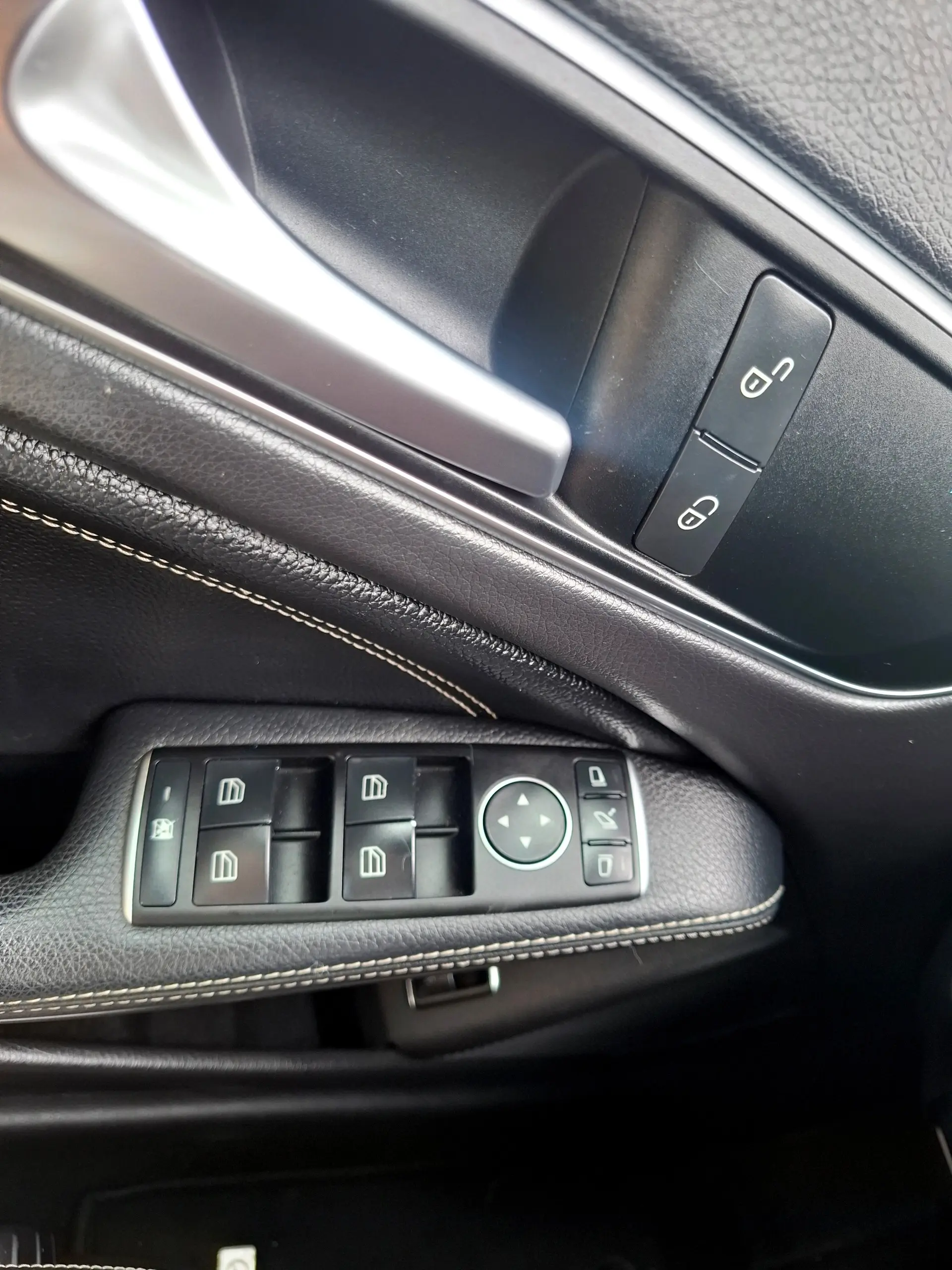 Mercedes-Benz GLA 200 d Aut. 6