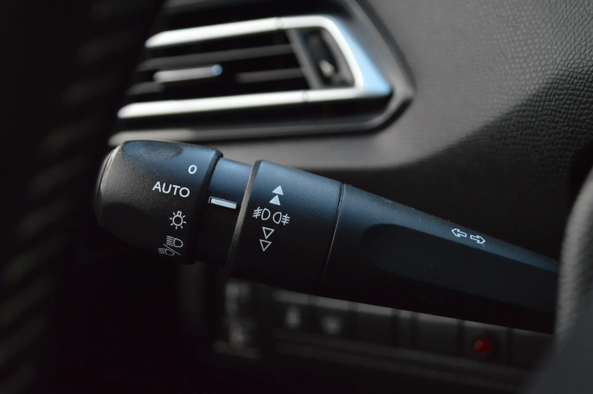 Peugeot 308 SW 1.6 BlueHDi Style 8