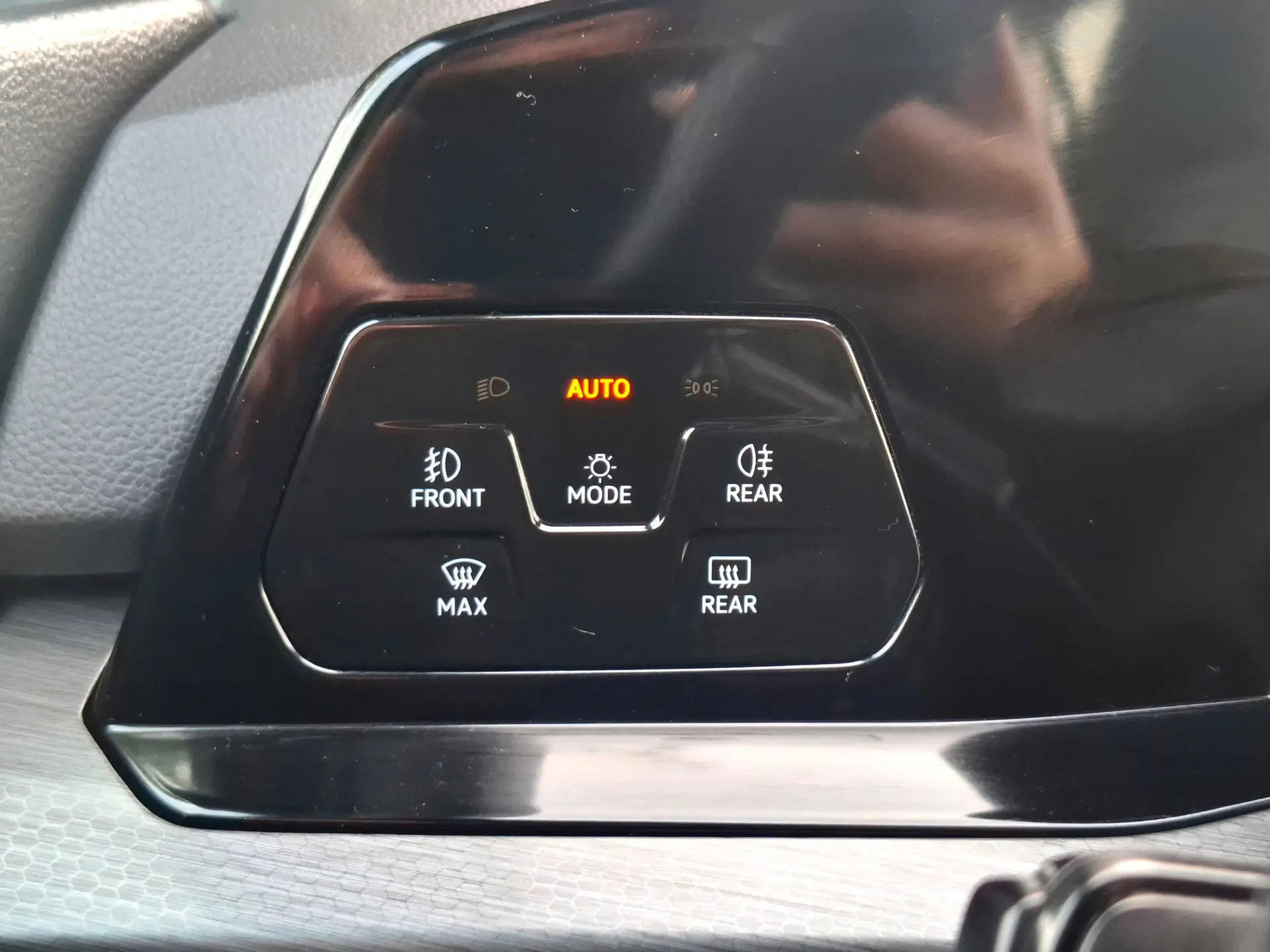 Volkswagen Golf 1.4 TSI GTE DSG 7