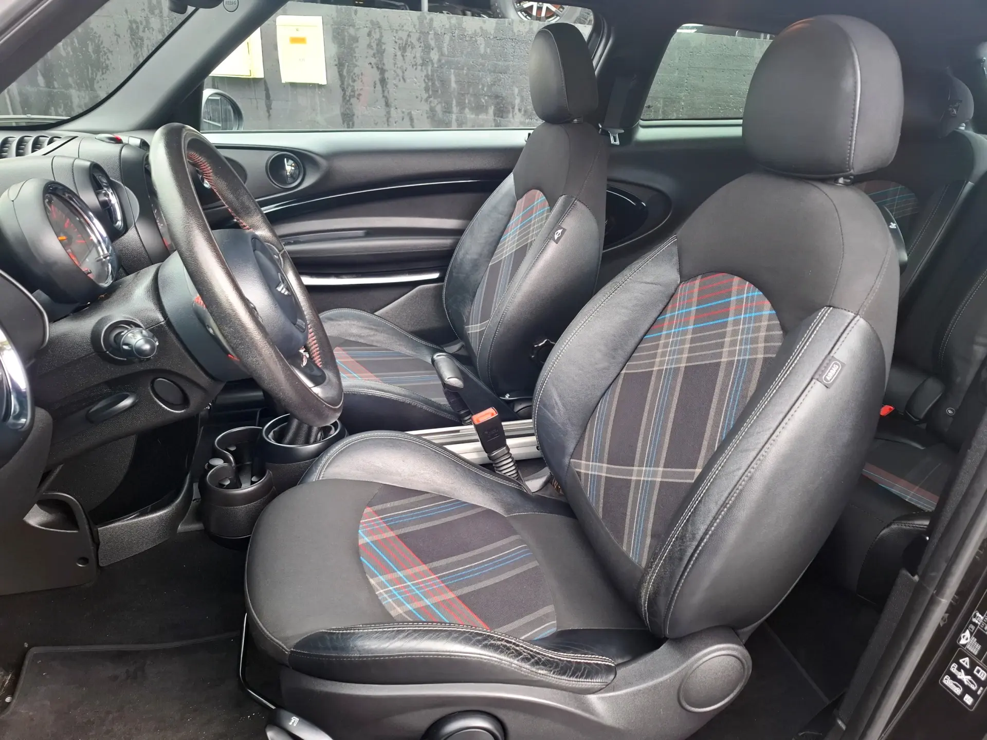 MINI Paceman Cooper SD ALL4 11