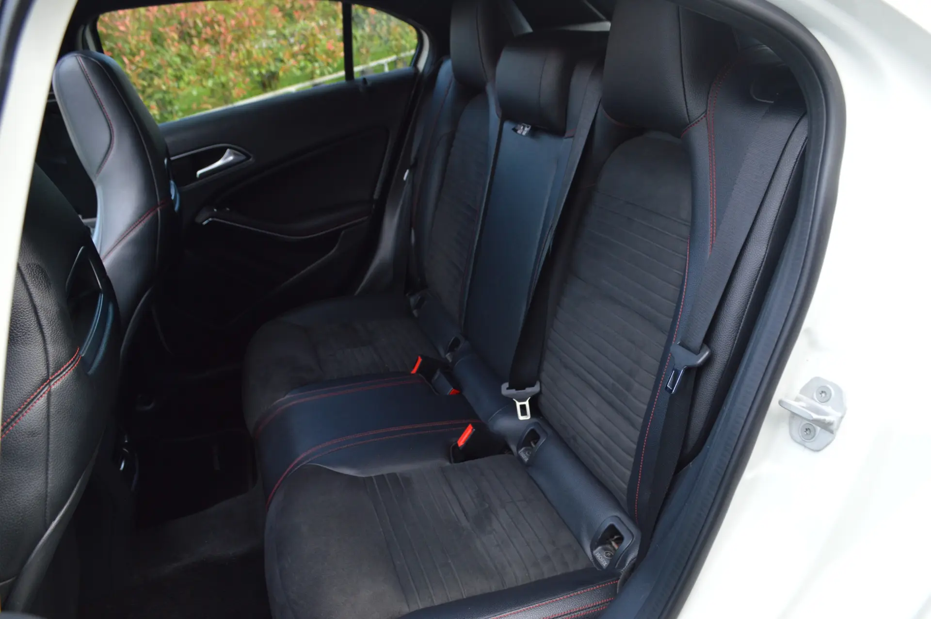 Mercedes-Benz A 200 d 4Matic 7G-DCT AMG Line 20