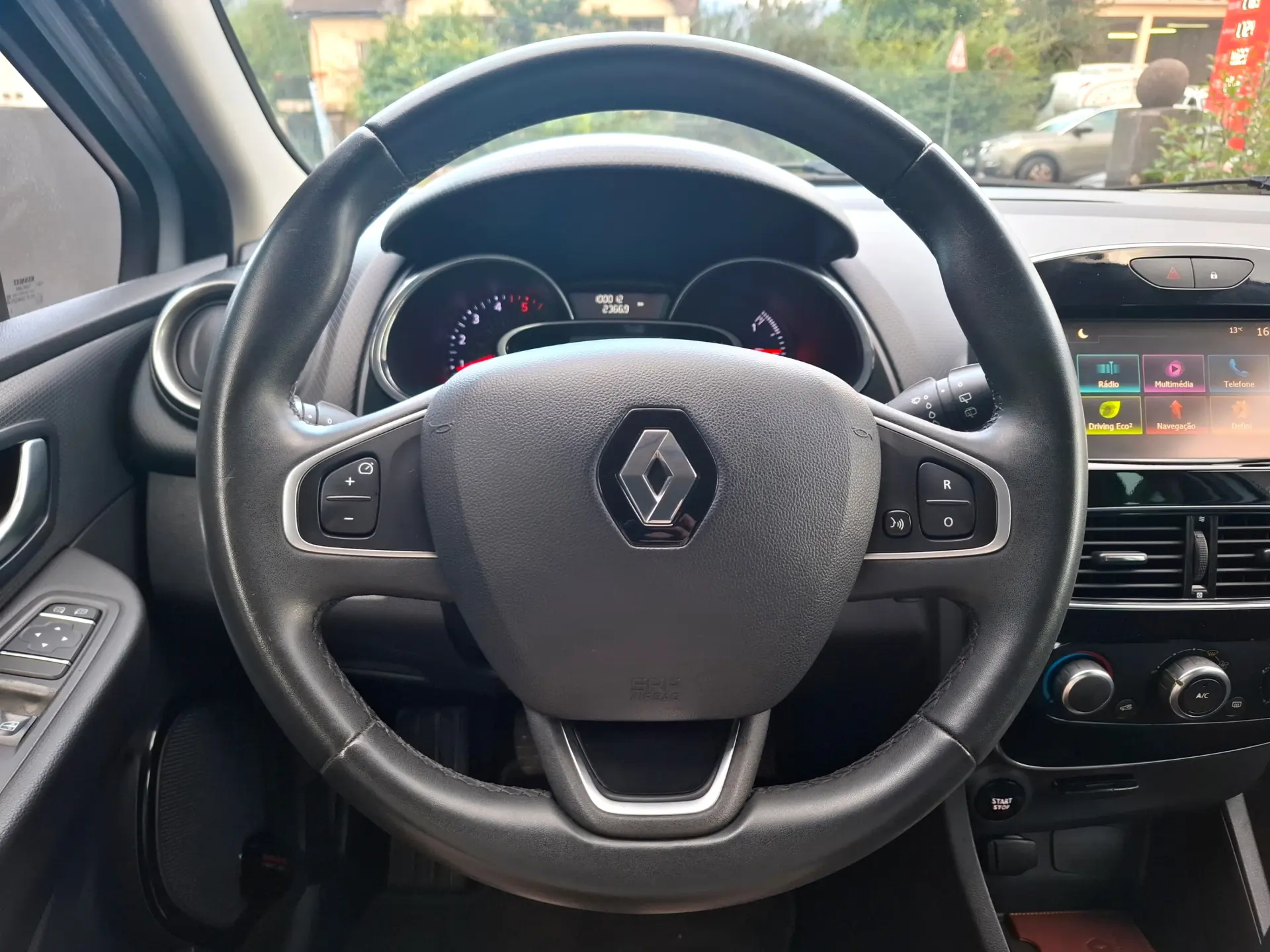 Renault Clio 1.5 dCi Zen 9