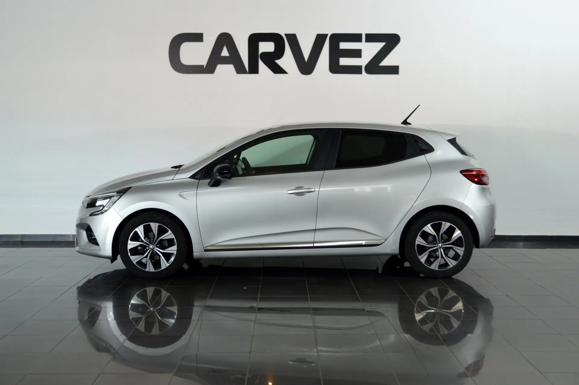 Renault Clio 1.0 TCe Evolution Bi-Fuel 3