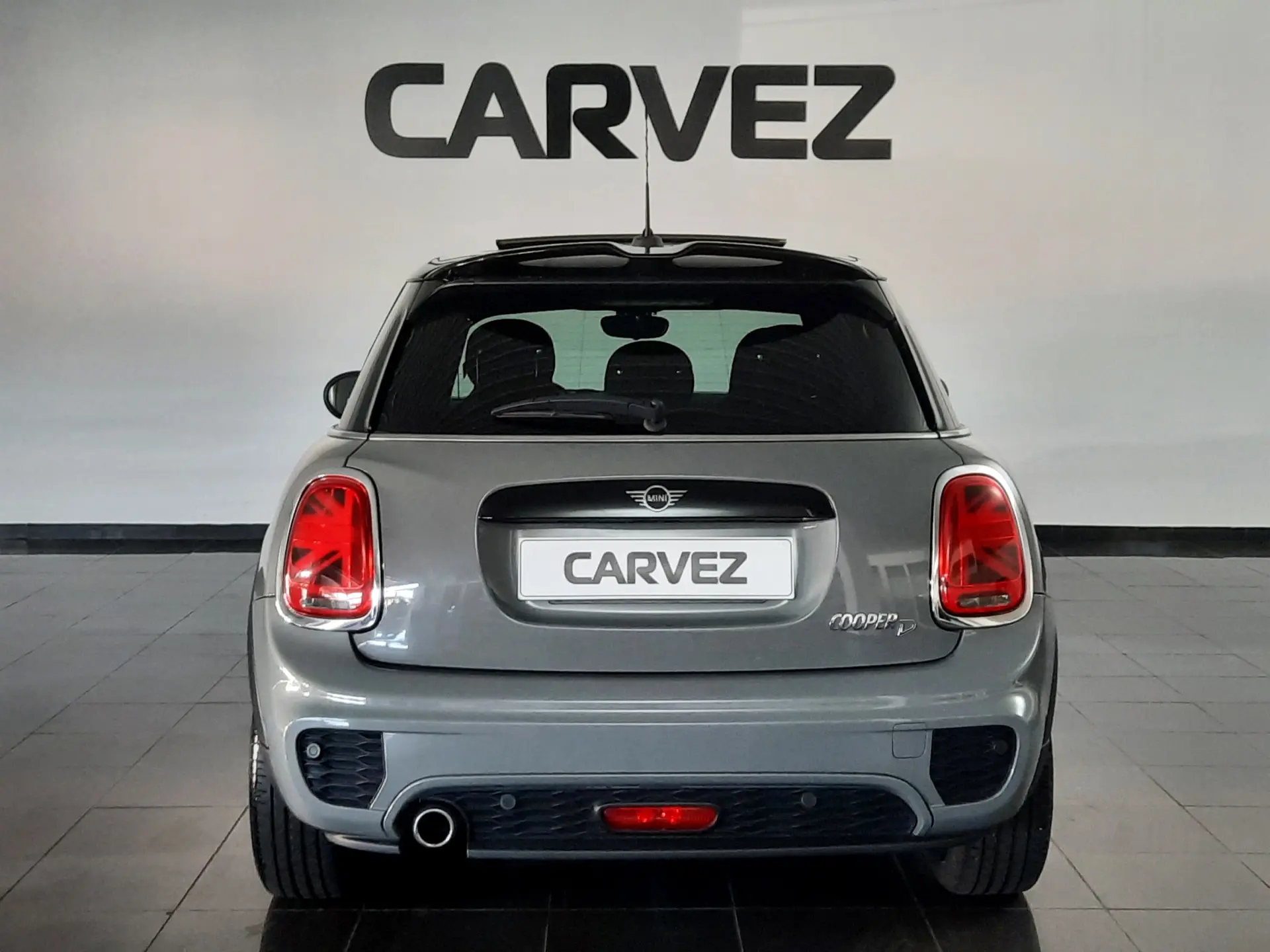 MINI 5 Portas Cooper D Aut. 5