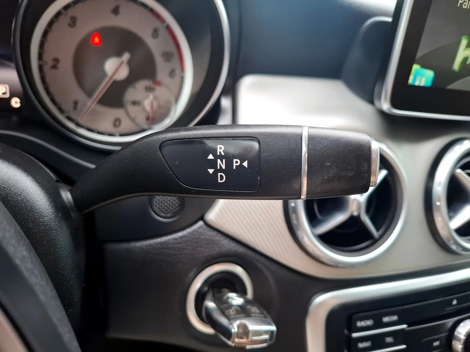 Mercedes-Benz GLA 200 d Aut. 10