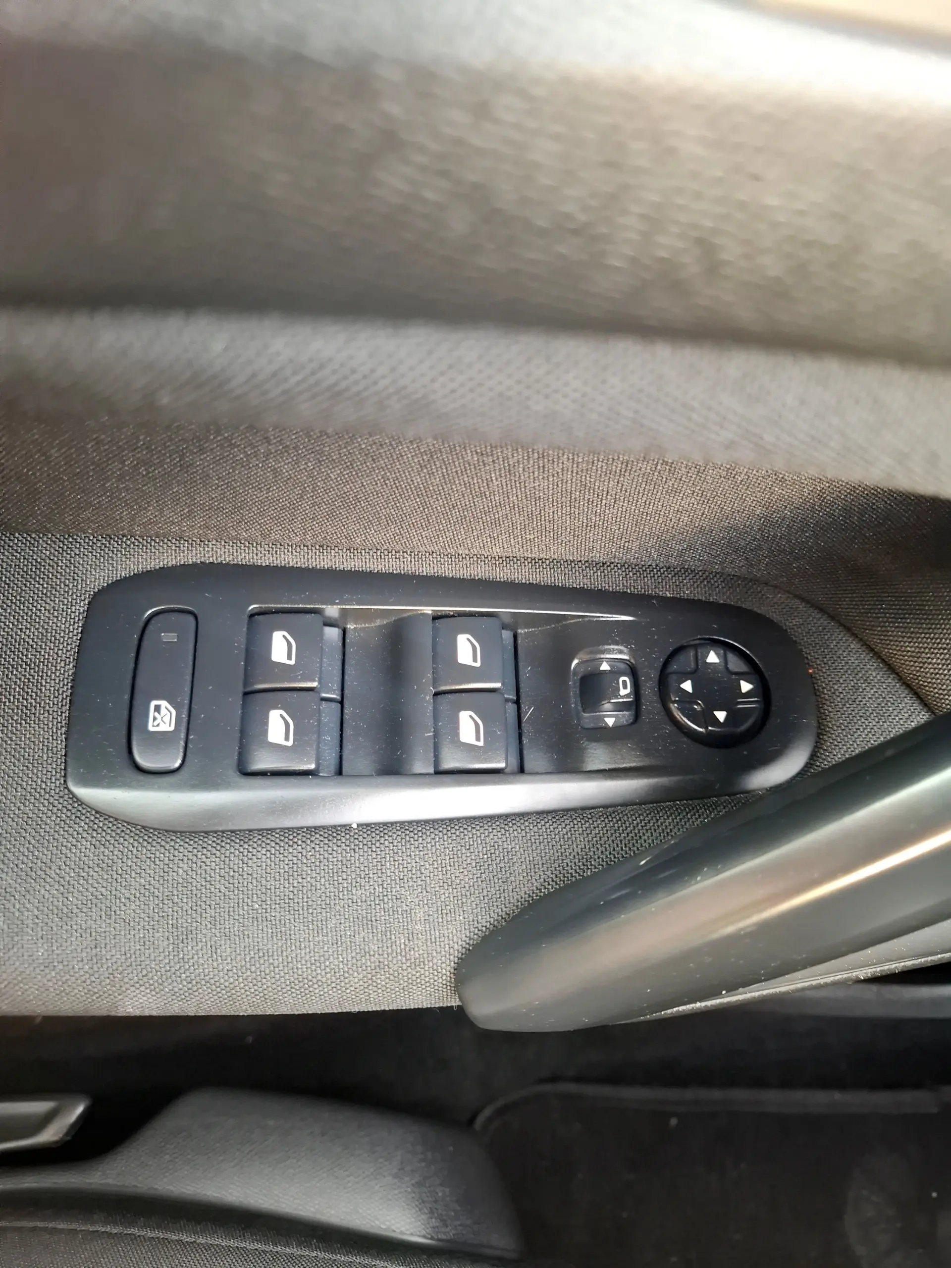 Peugeot 308 1.5 BlueHDi Business Line 6
