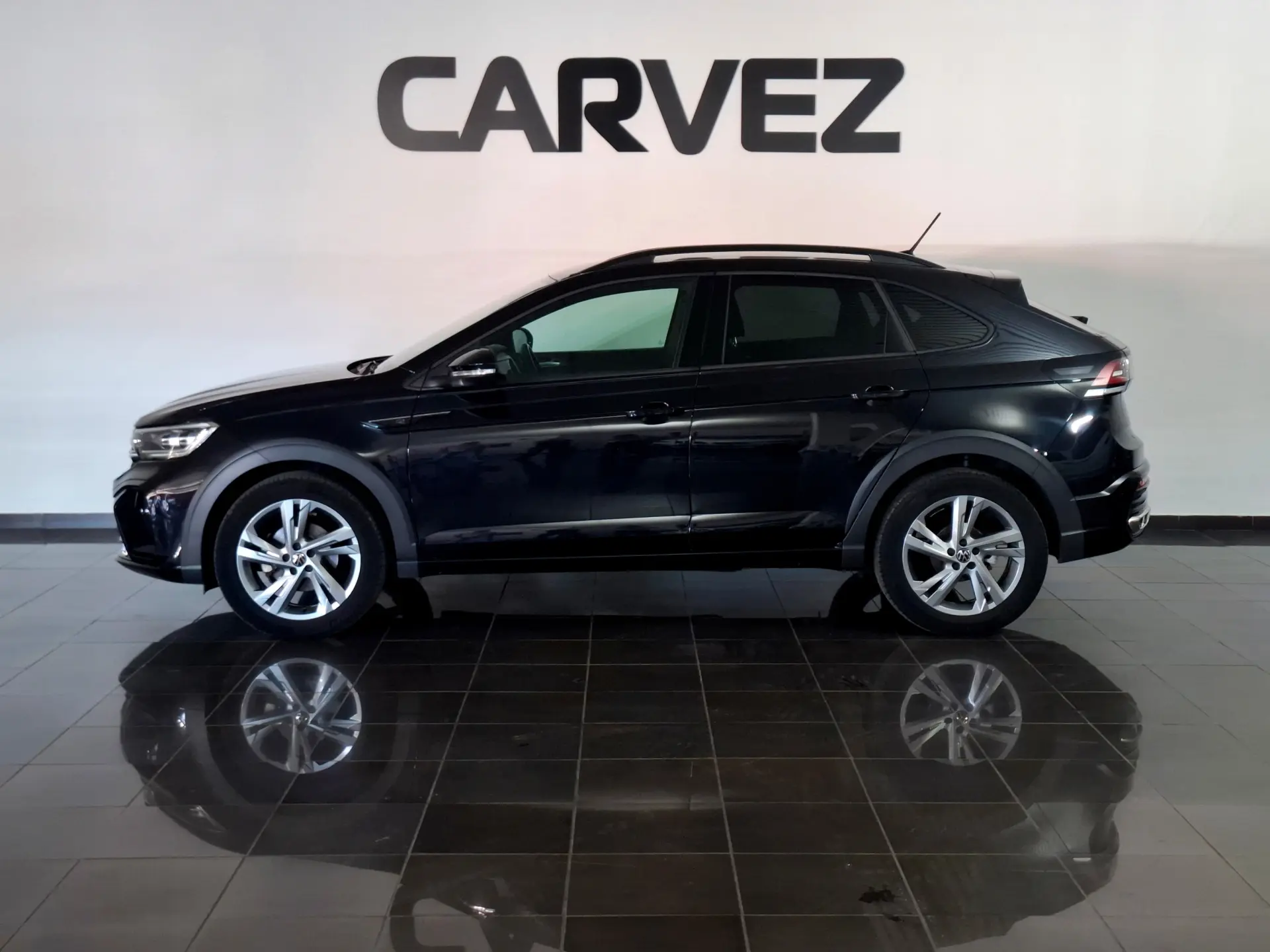 Volkswagen Taigo 1.0 TSI R-Line DSG 3