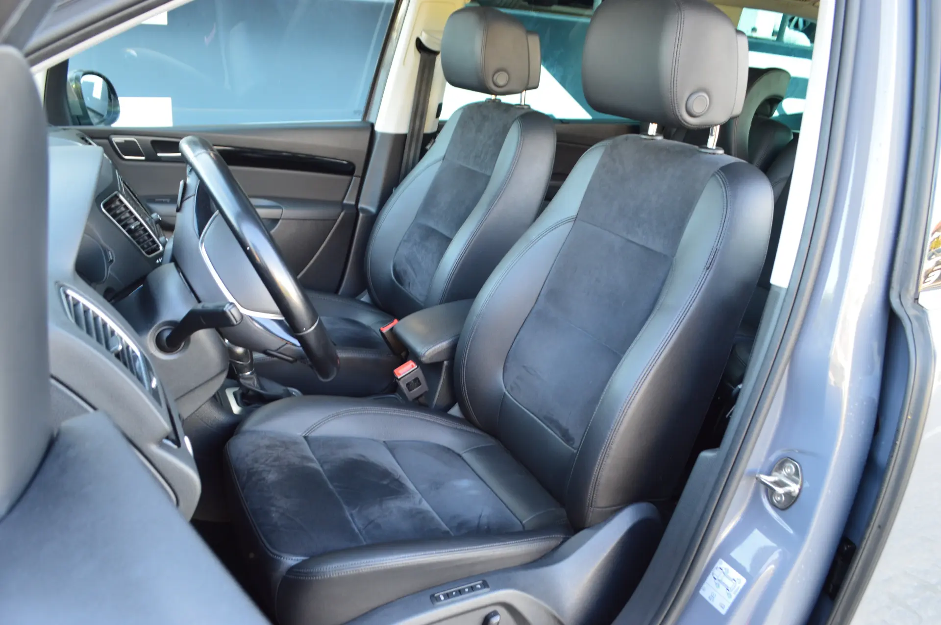 Volkswagen Sharan 2.0 TDI Highline DSG 19