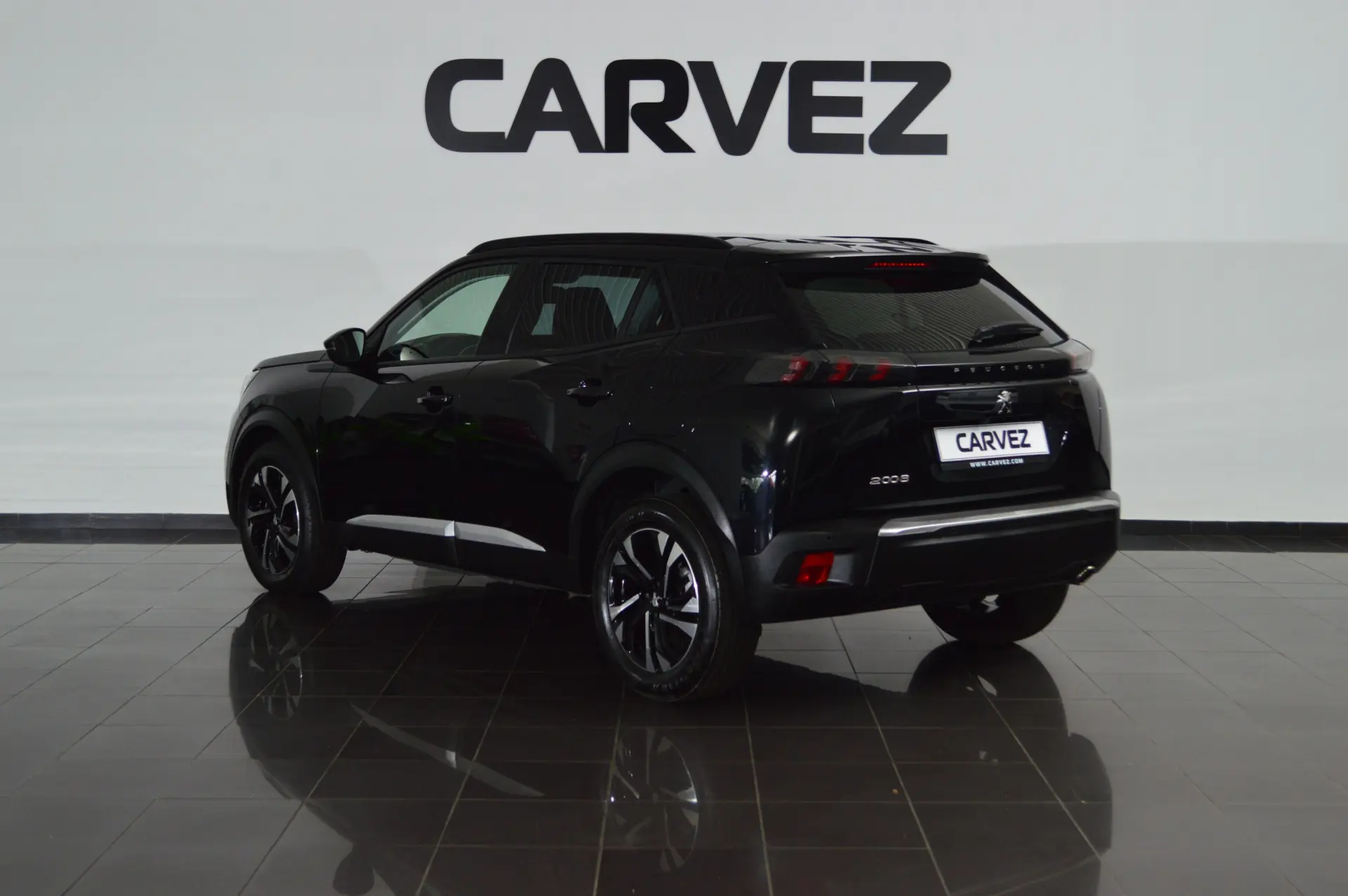Peugeot 2008 1.5 BlueHDi Allure Pack 5