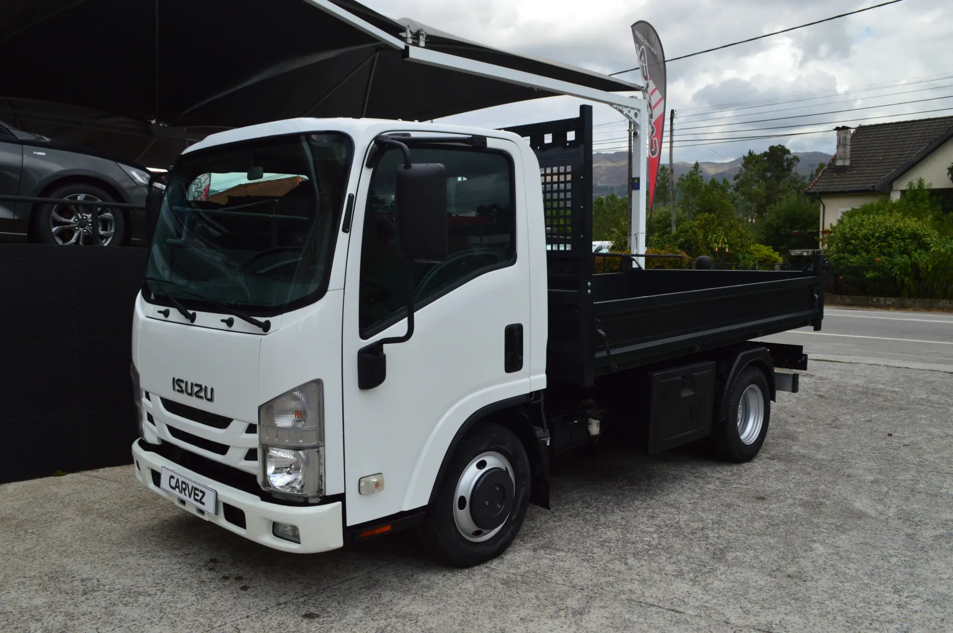 Isuzu NLR 35 1