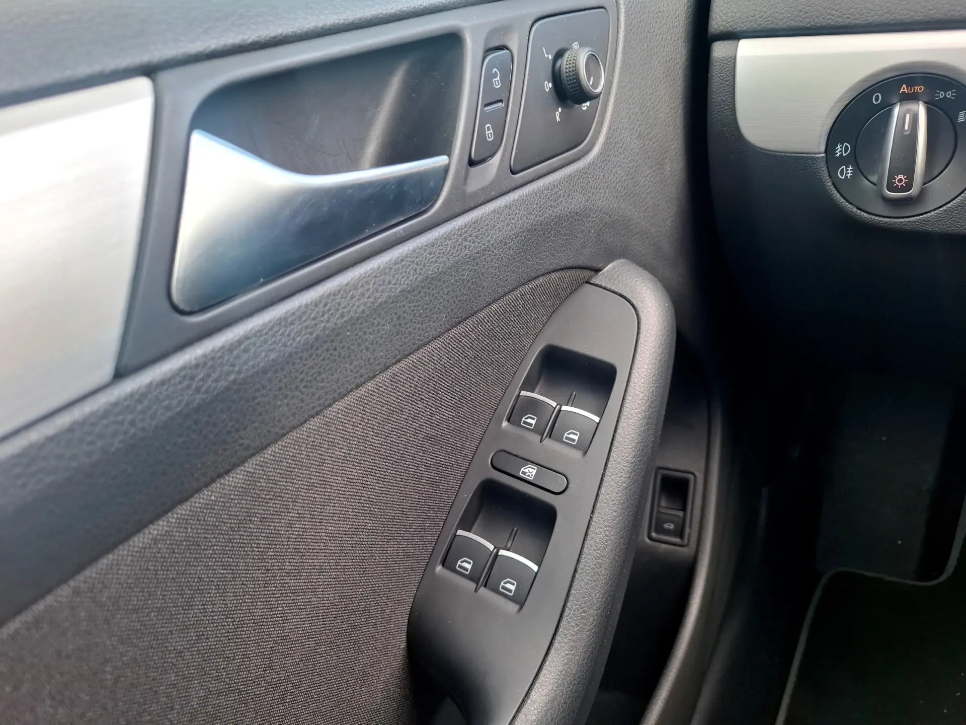 Volkswagen Jetta 1.4 Hybrid 6