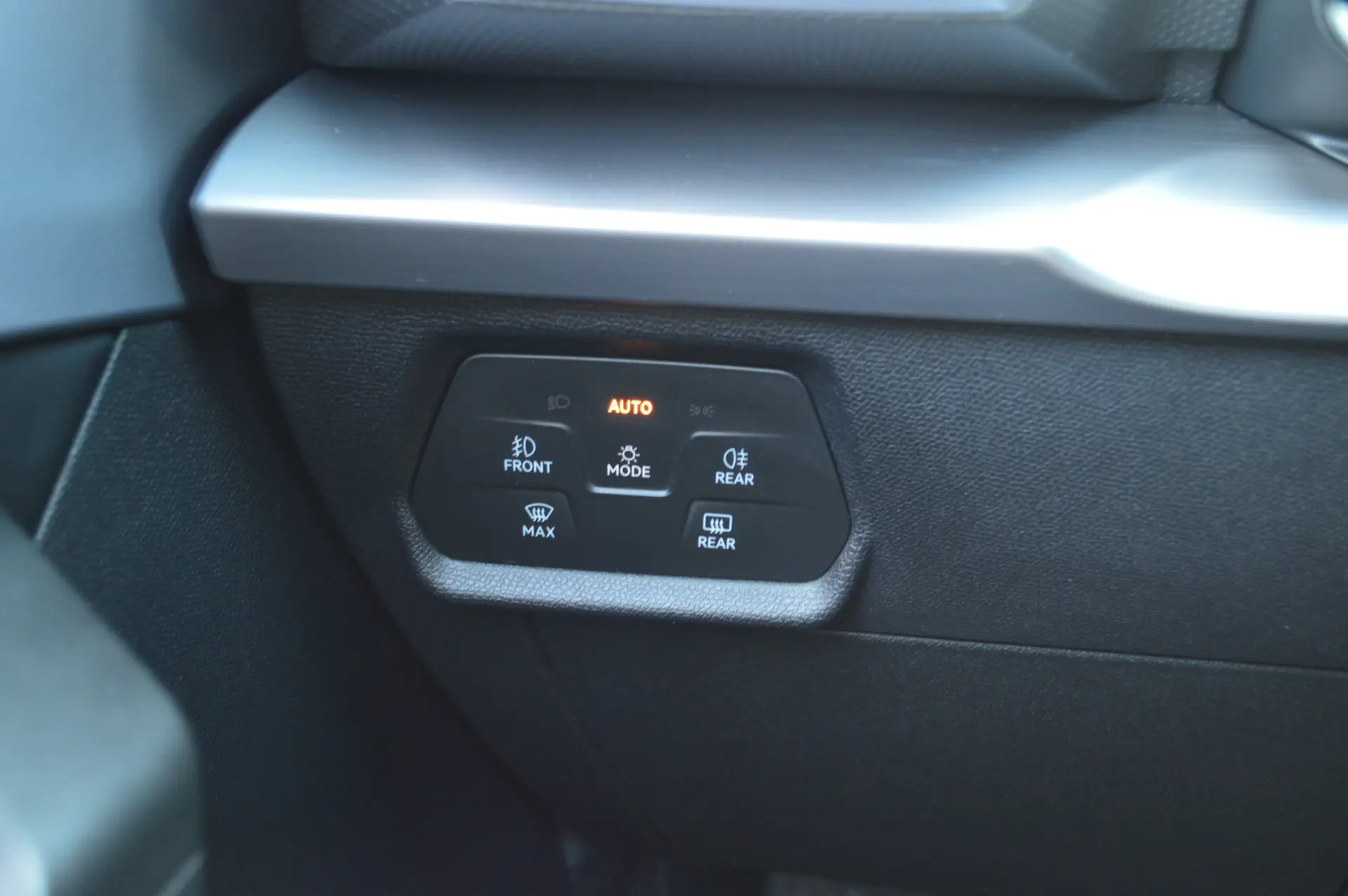 SEAT Leon 1.5 TSI e-Hybrid FR DSG 7
