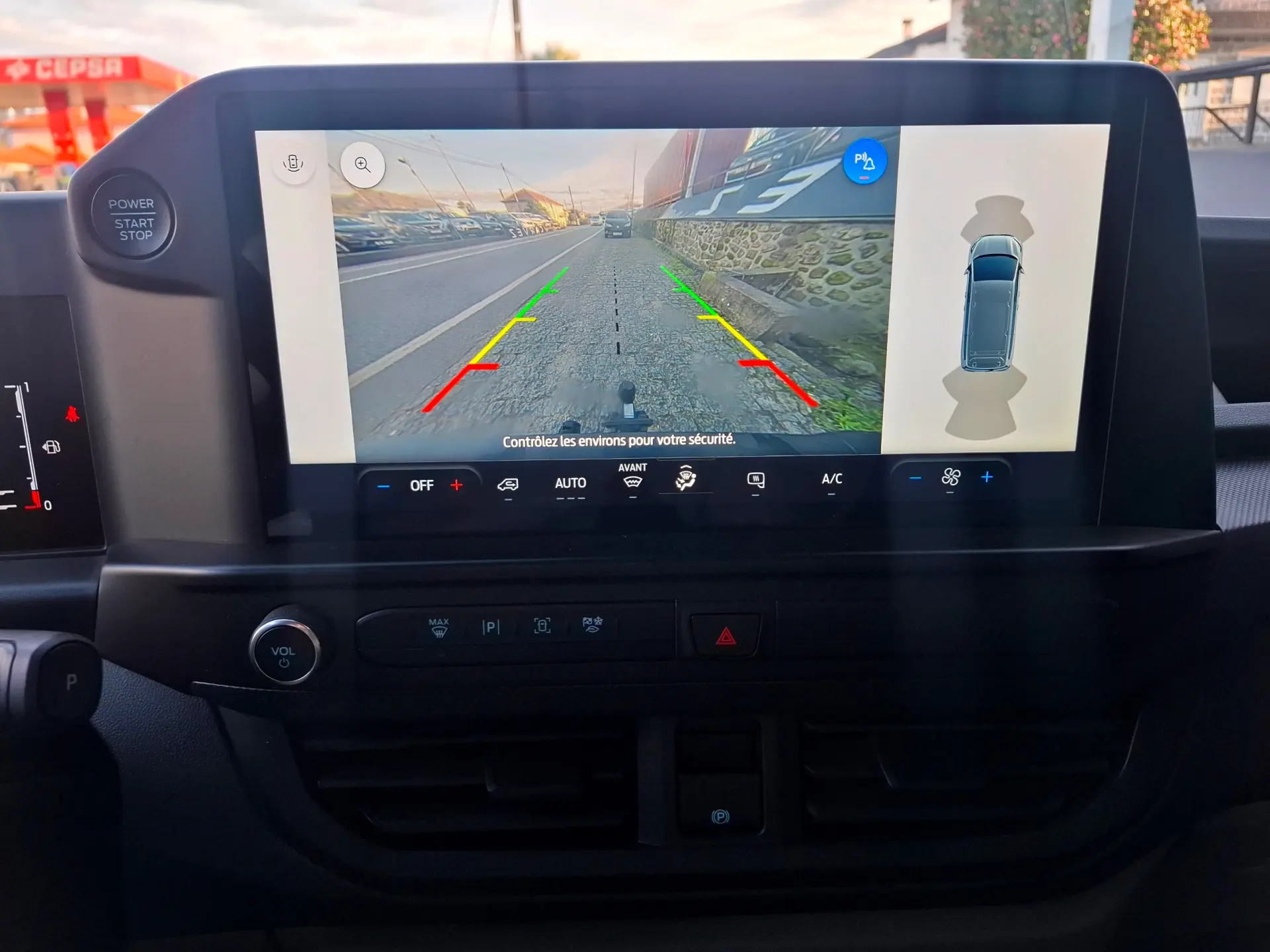 Ford Transit Custom 12