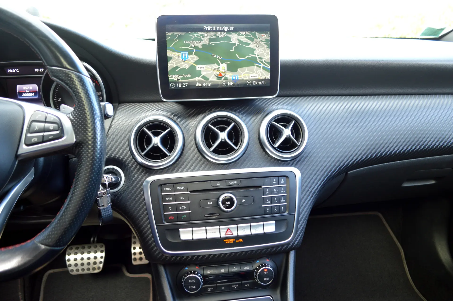 Mercedes-Benz A 200 d 4Matic 7G-DCT AMG Line 15