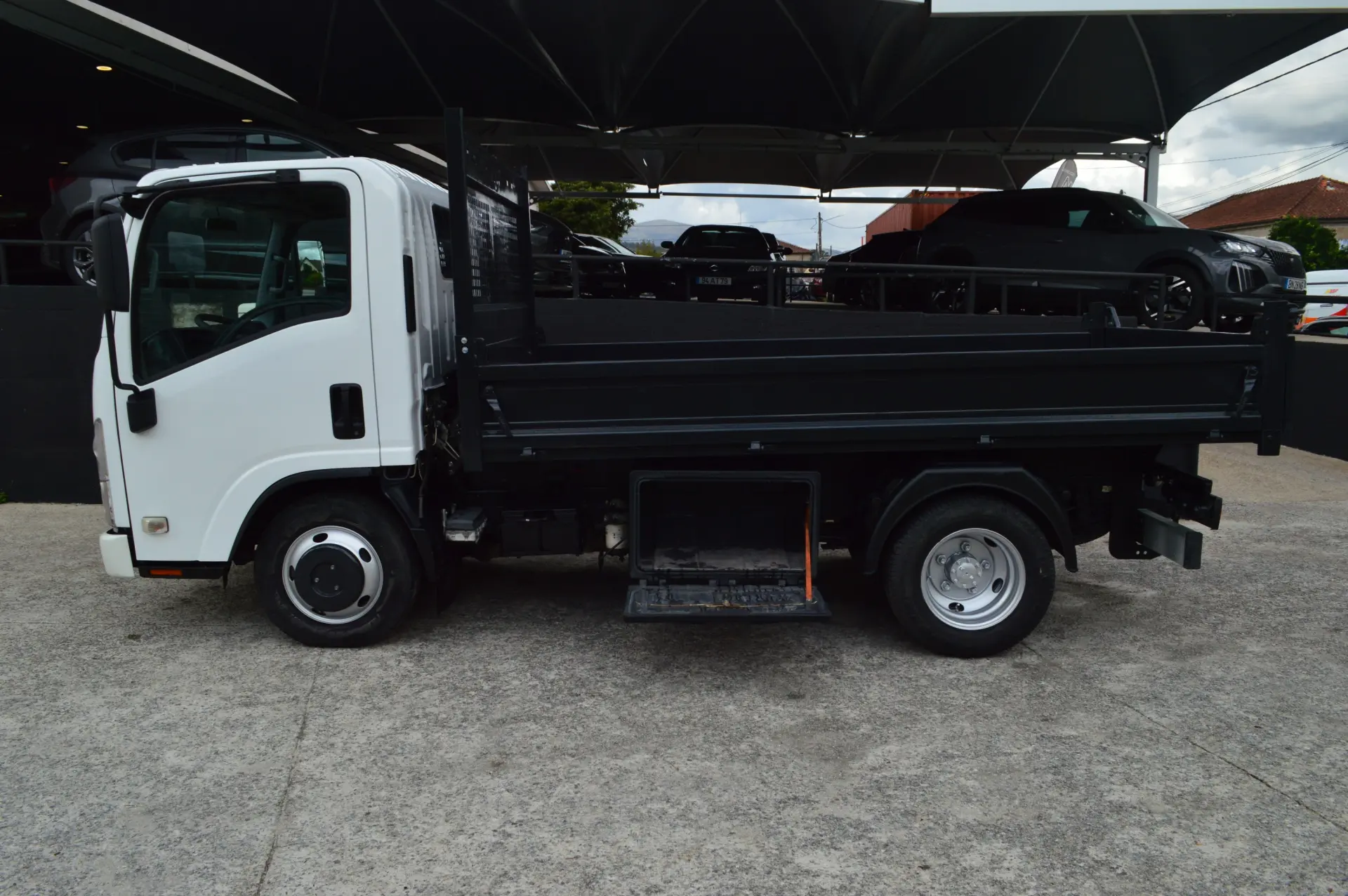 Isuzu NLR 35 4