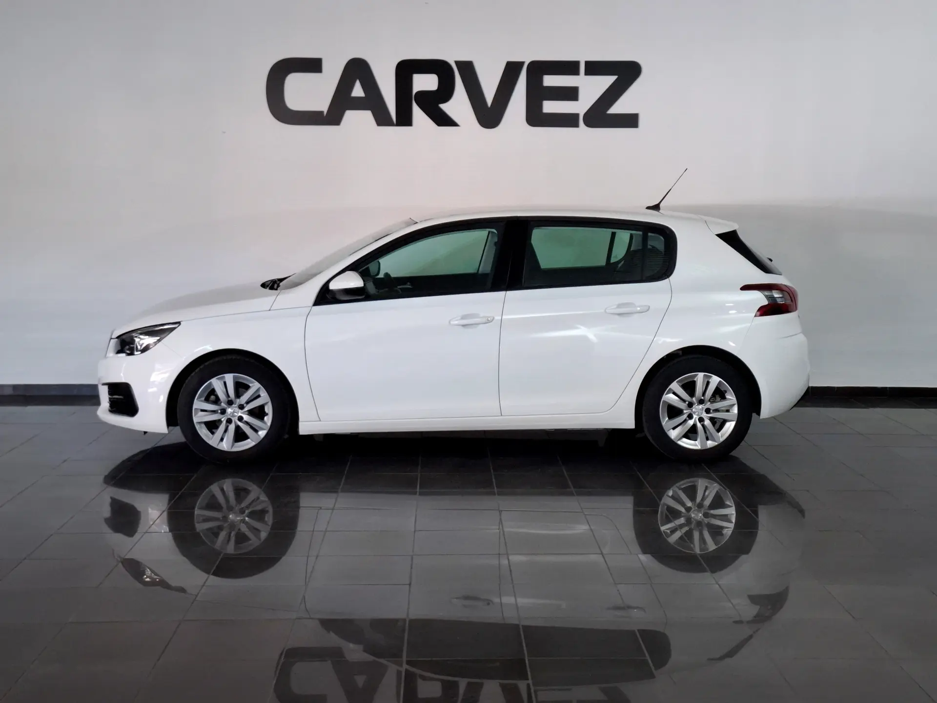 Peugeot 308 1.5 BlueHDi Business Line 3