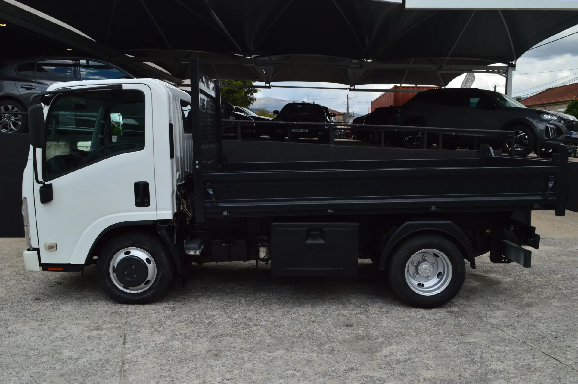 Isuzu NLR 35 3