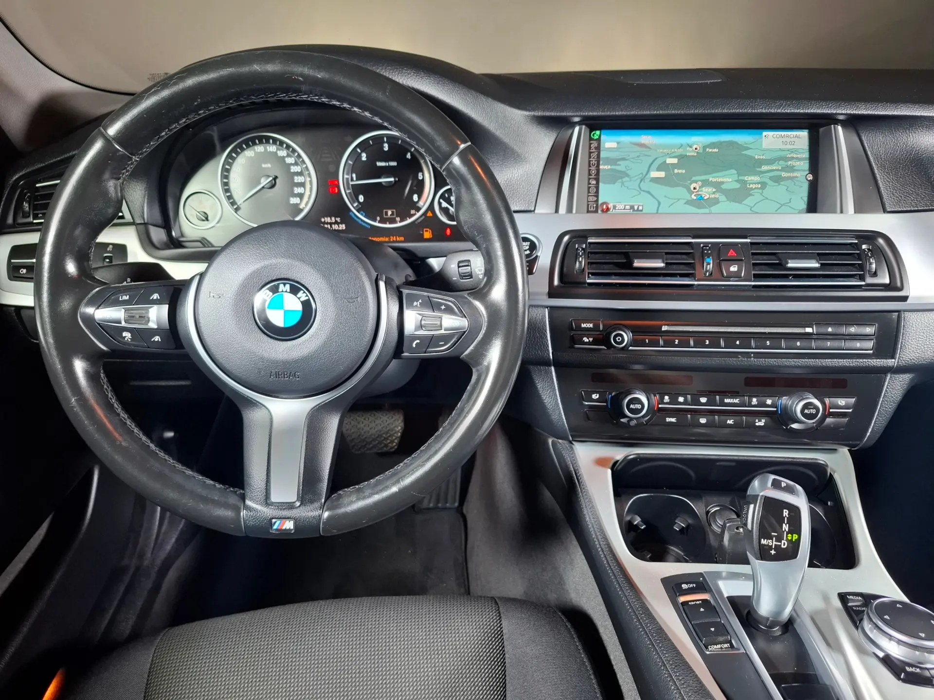 BMW 520 d Auto 11