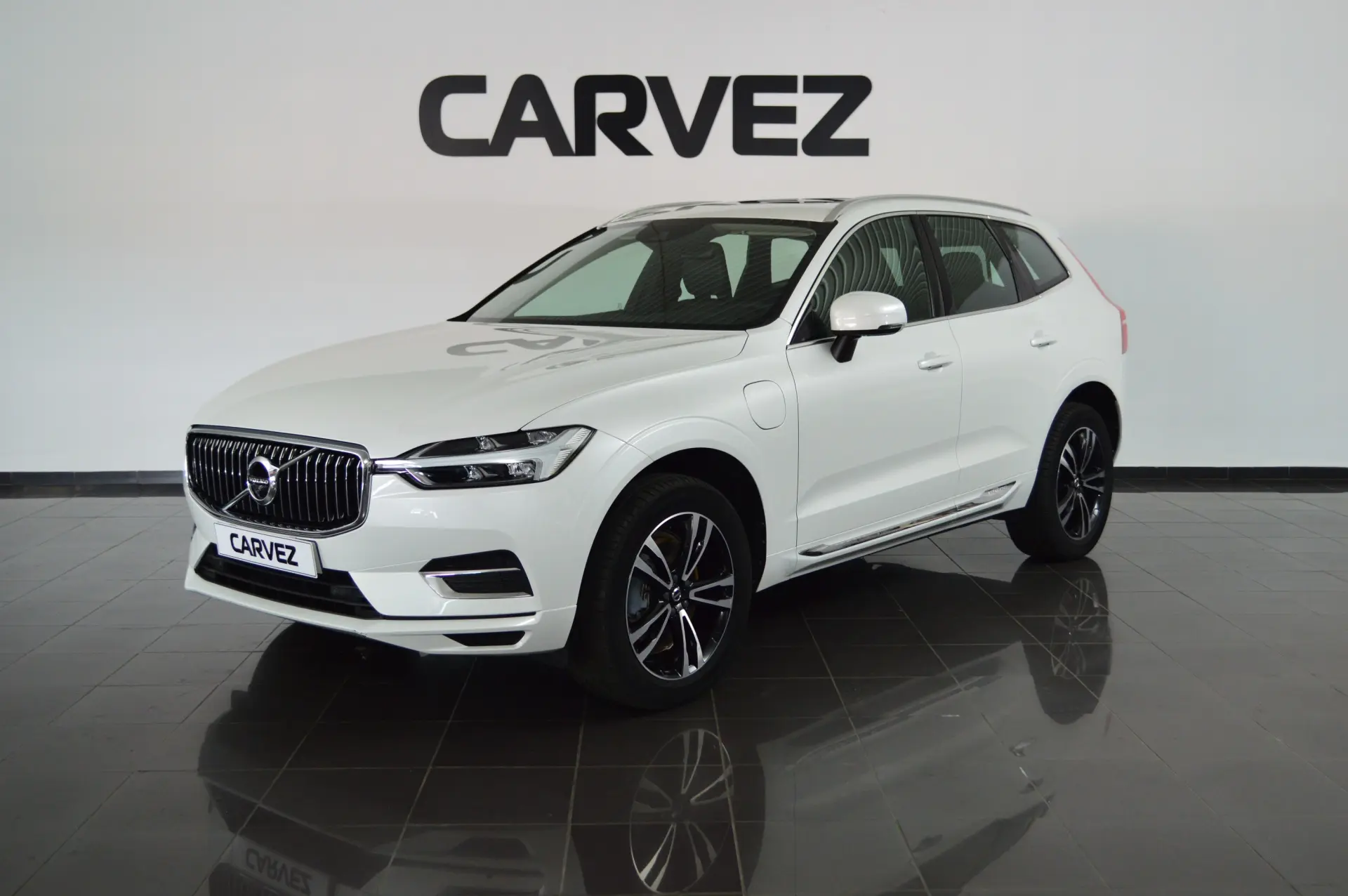 Volvo XC 60 2.0 T6 PHEV Inscription Expression AWD 1