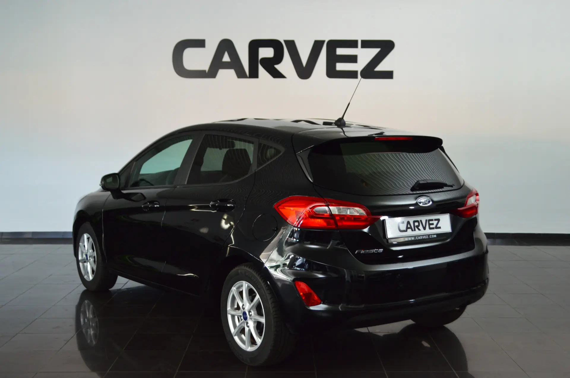 Ford Fiesta 1.5 TDCi Business 4
