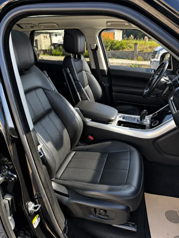 Land Rover Range Rover Sport P400e HSE Dynamic Stealth 10