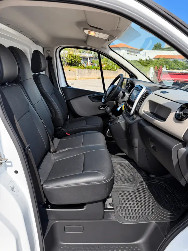 Renault Trafic 7